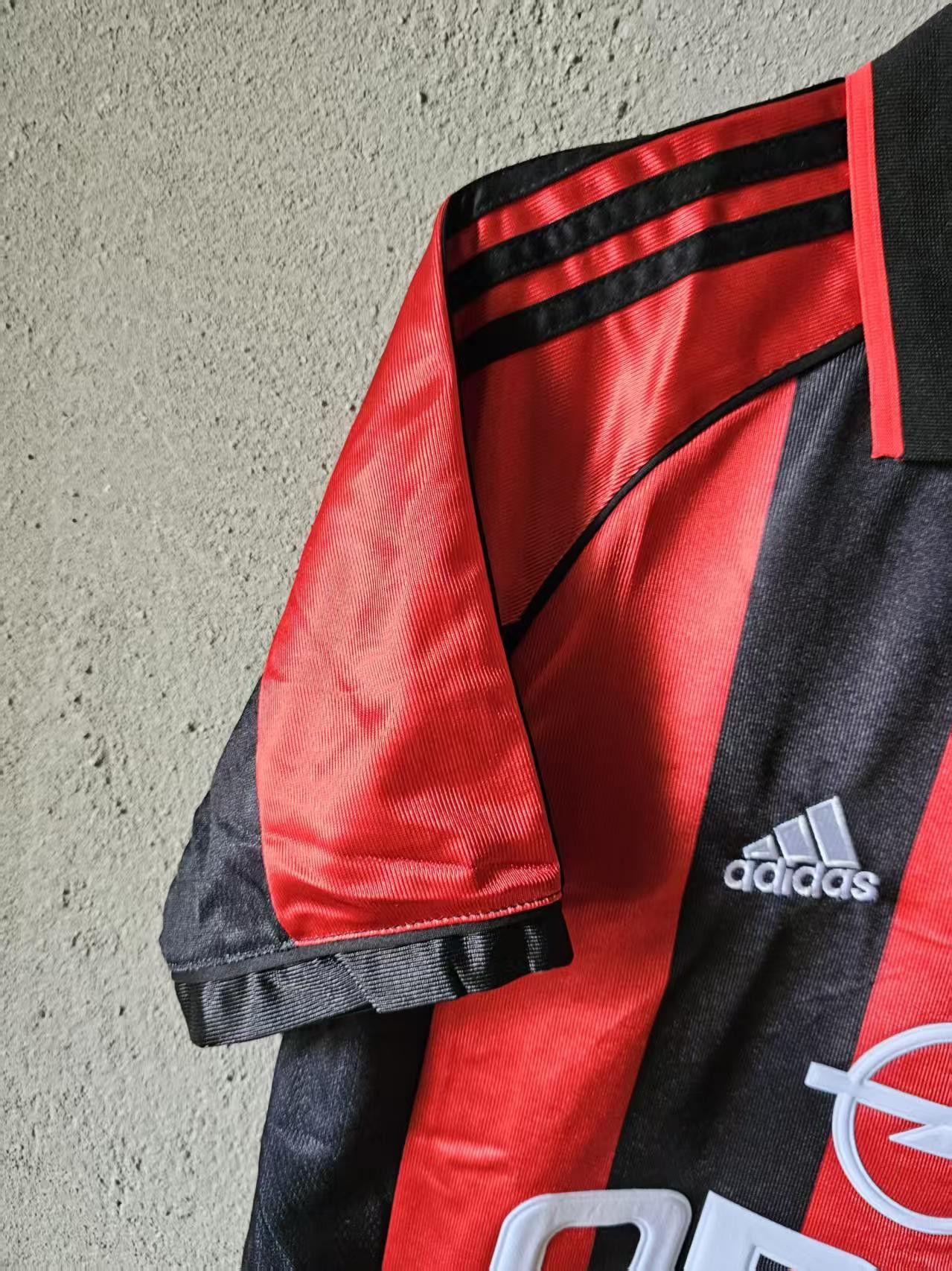 Other 1998 2000 AC Milan Jersey Home Size US L / EU 52-54 / 3 - 2 Thumbnail