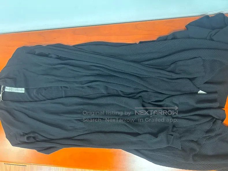 Rick Owens RICK OWENS Long sleeve asymmetrical cardigan wool lightwei Size XS / US 0-2 / IT 36-38 - 7 Thumbnail