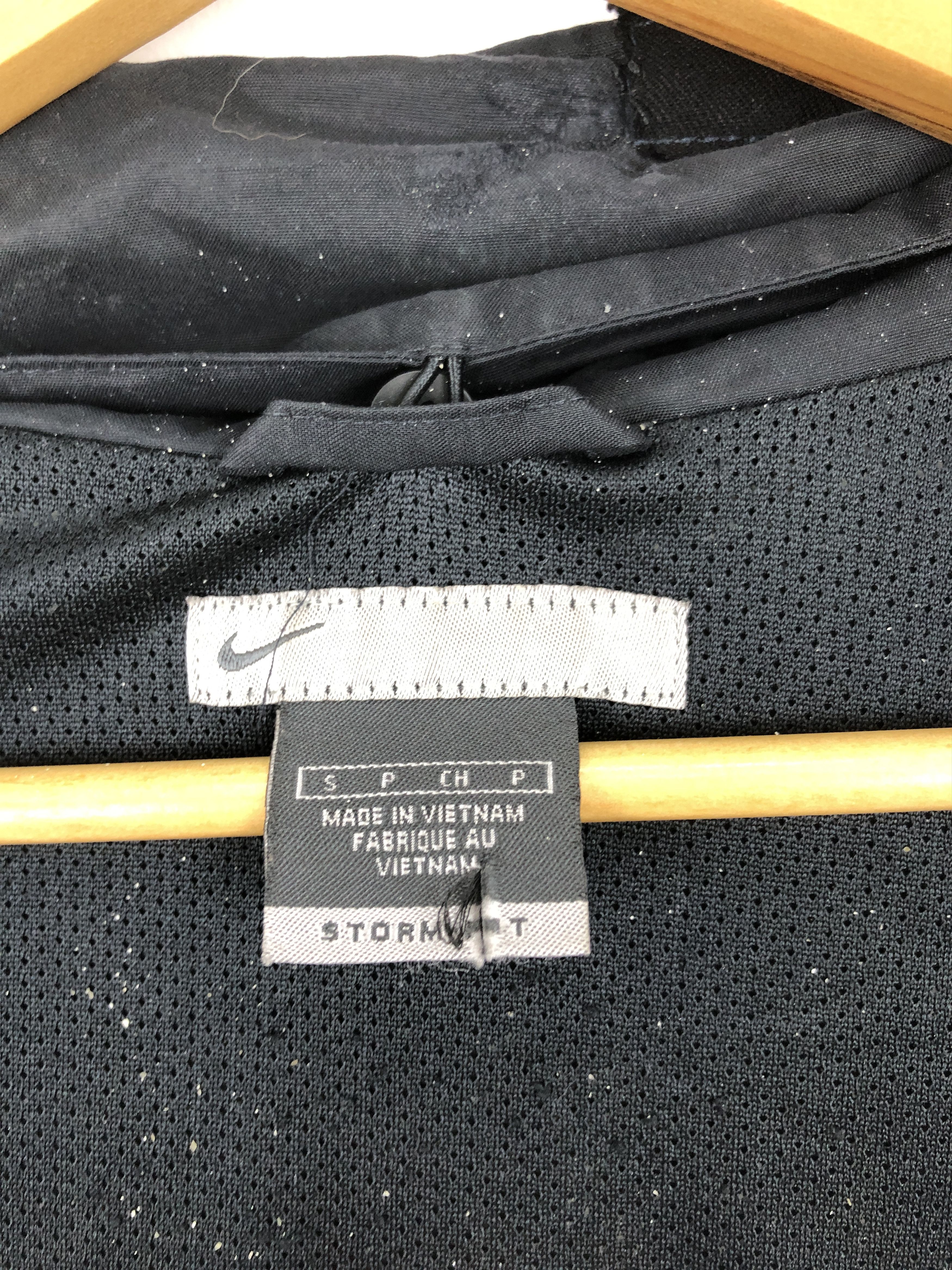 Nike Vintage Nike Storm Fit Crack Inside Light Jacket Size US S / EU 44-46 / 1 - 5 Thumbnail