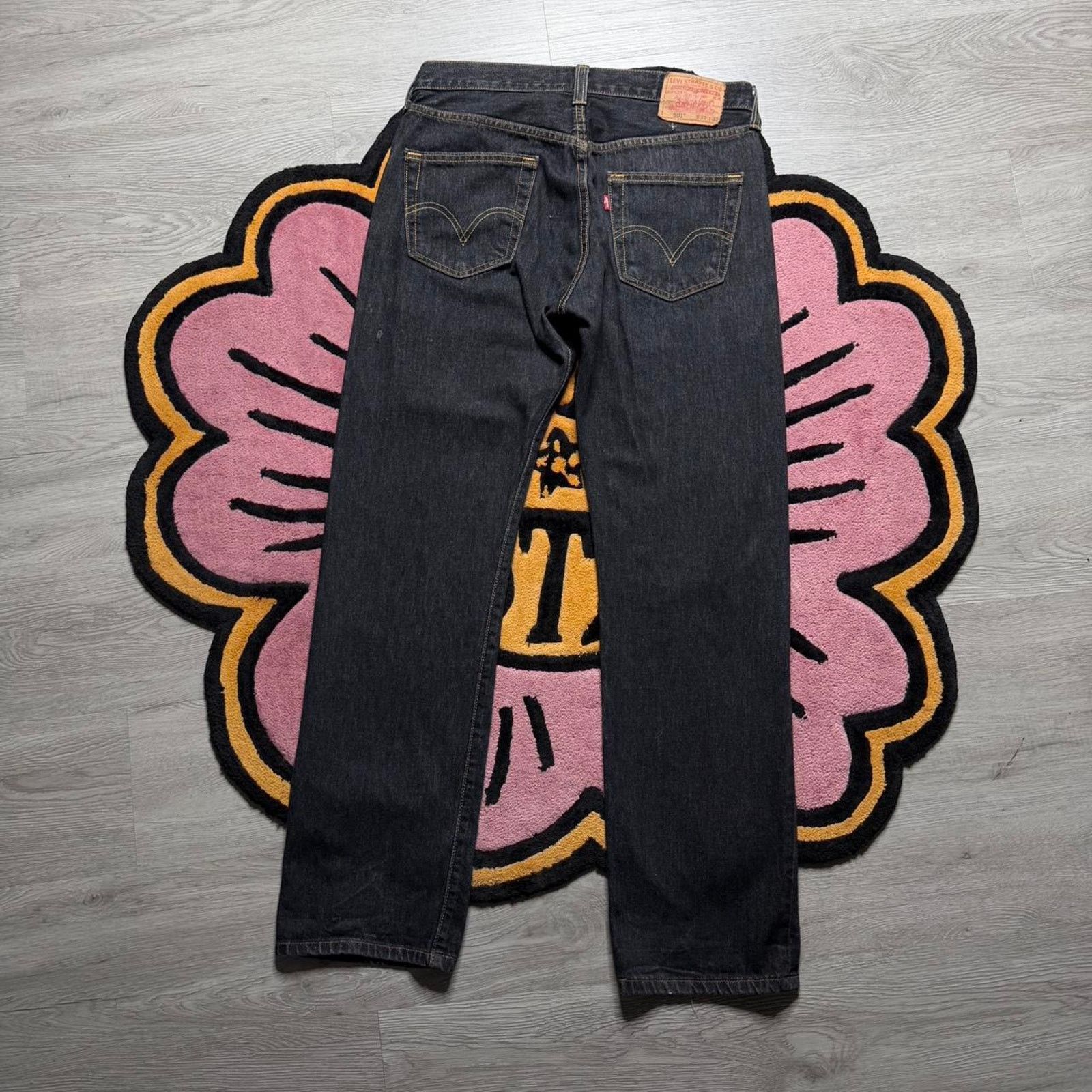 Levi's × Vintage Vintage Y2K Levi’s 501 Button Fly Straight Leg Denim Jeans Size US 33 - 7 Thumbnail