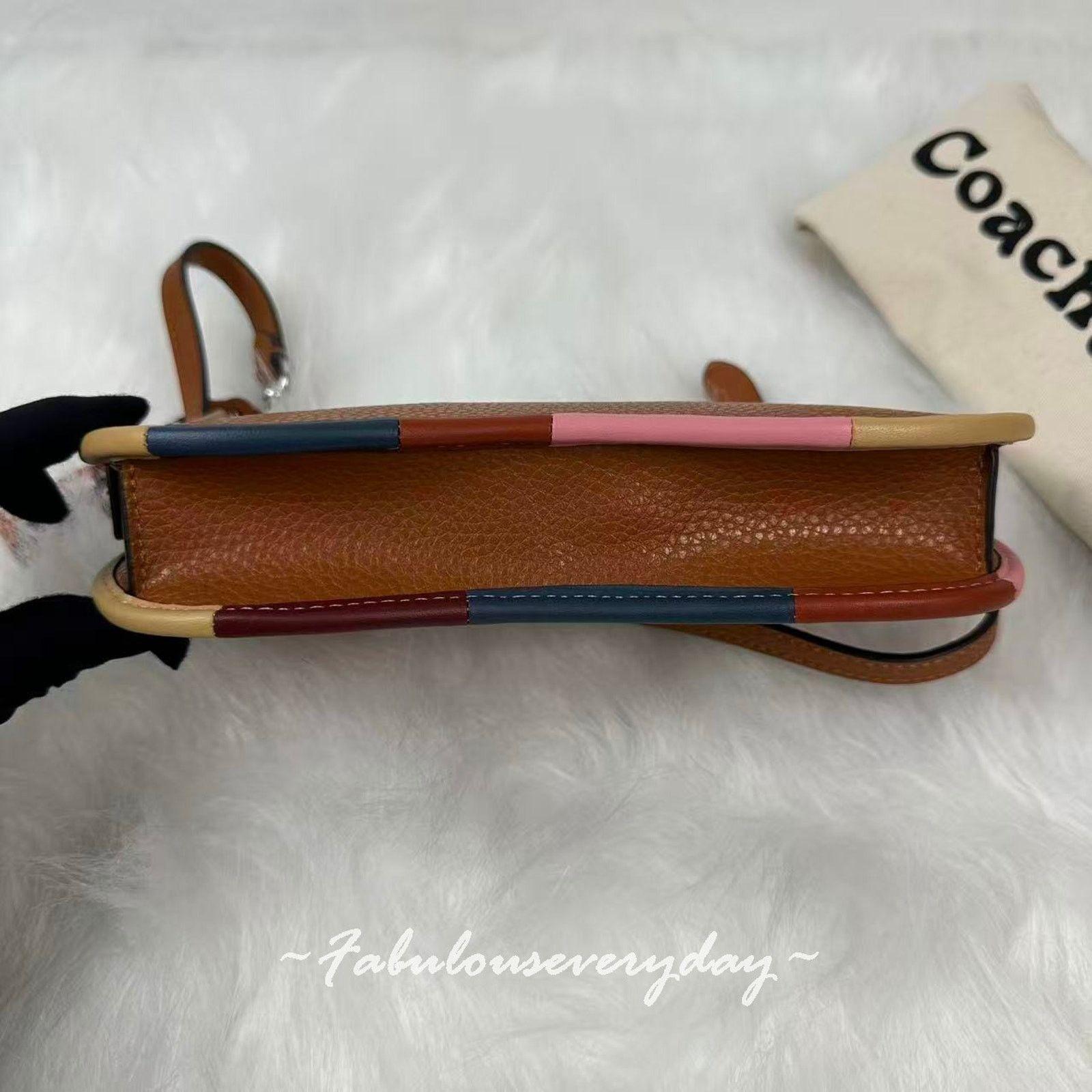 Coach Coach Small Wavy Shoulder Coachtopia LeatherColorful Binding Size ONE SIZE - 7 Thumbnail