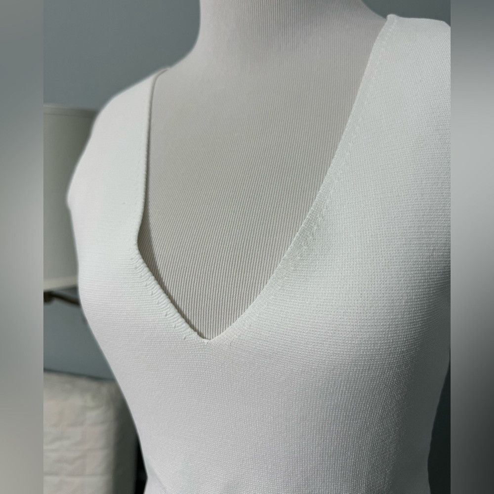 A.L.C. A.L.C Iris Thong Bodysuit White Deep V Tailored Fit Size M / US 6-8 / IT 42-44 - 6 Thumbnail