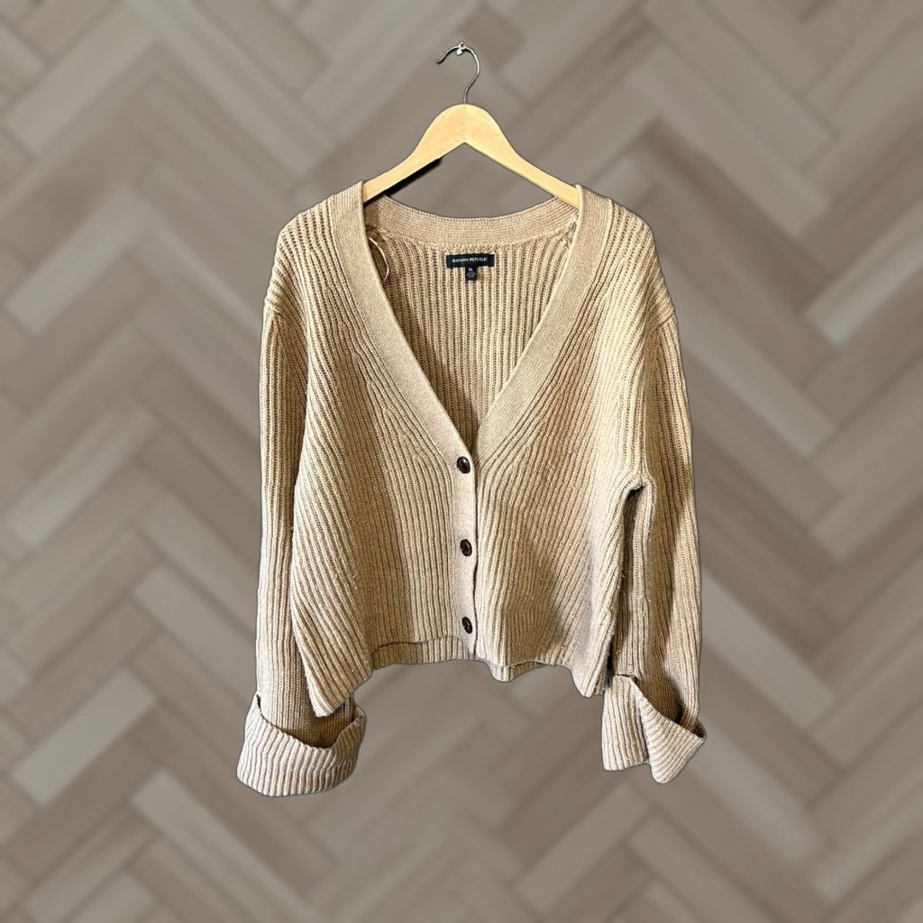 Banana Republic Banana Republic Cardigan Shirt Brown XL Long Sleeve Oversized Button Womens Size XL / US 12-14 / IT 48-50 - 1 Thumbnail