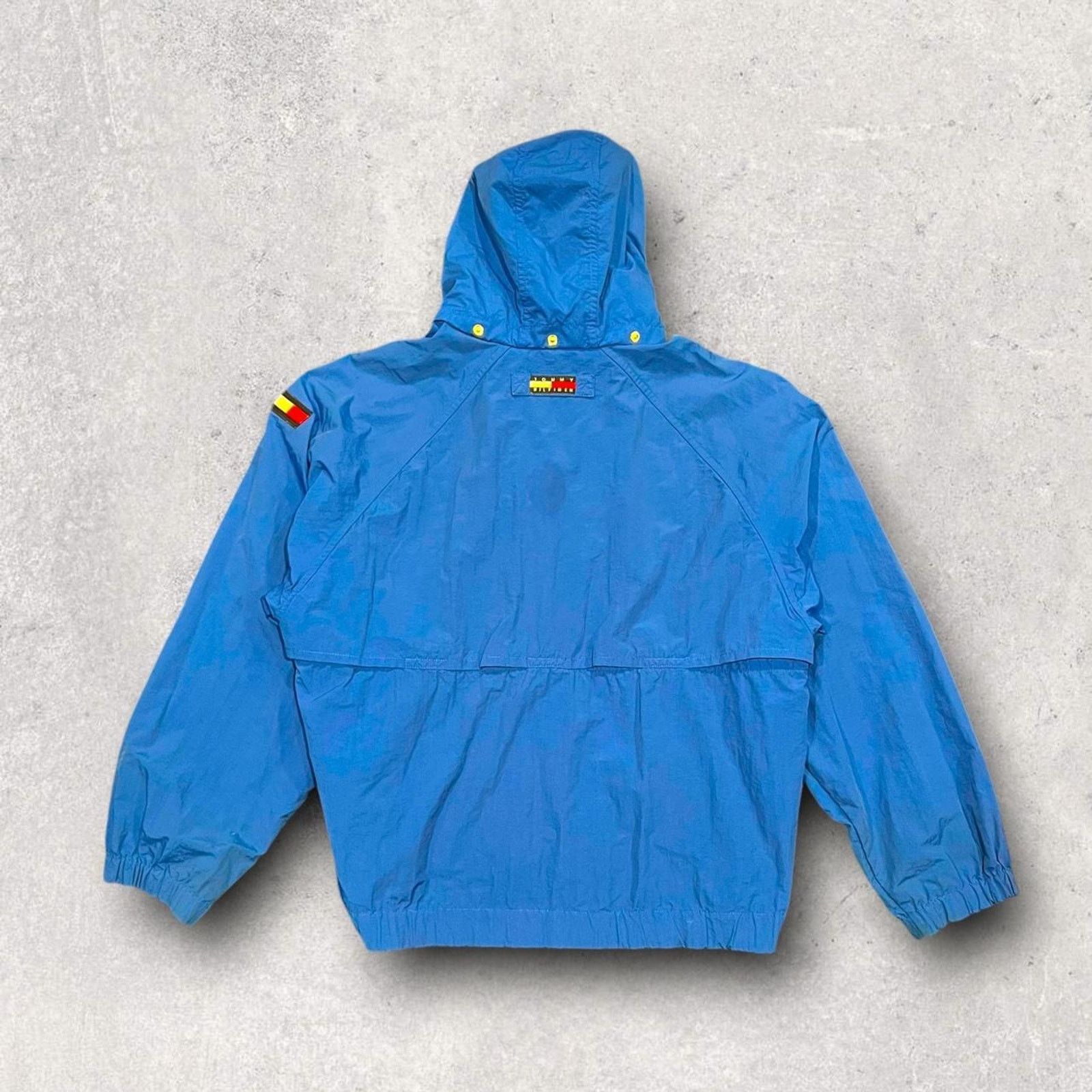Tommy Hilfiger Tommy Hilfiger Vintage Blue Windbreaker w Patch of Flag Logo Size US XXL / EU 58 / 5 - 3 Thumbnail