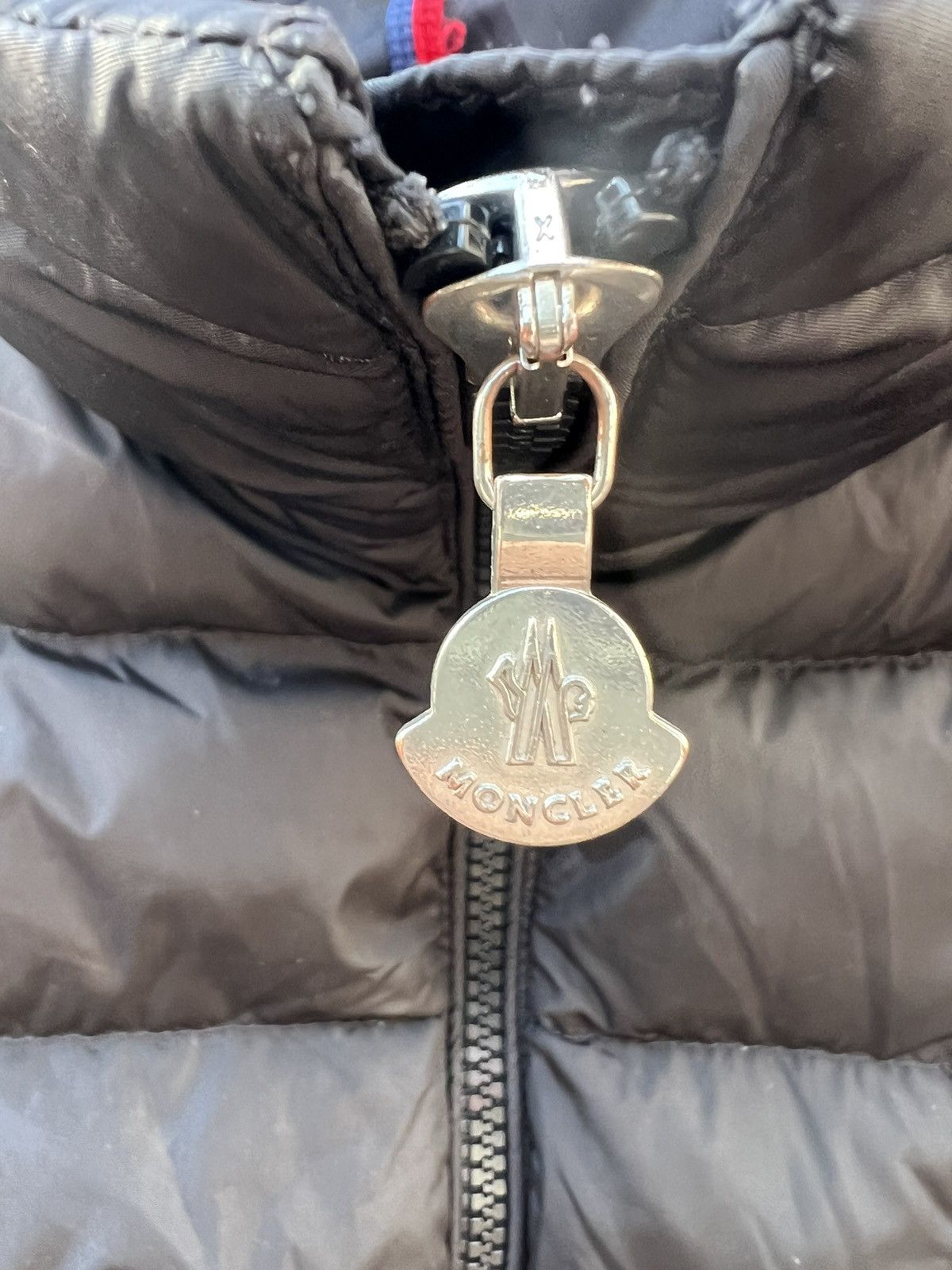 Moncler Moncler Autchentic Giobbotto Kids Woman jacket puffer used Size XS / US 0-2 / IT 36-38 - 11 Thumbnail