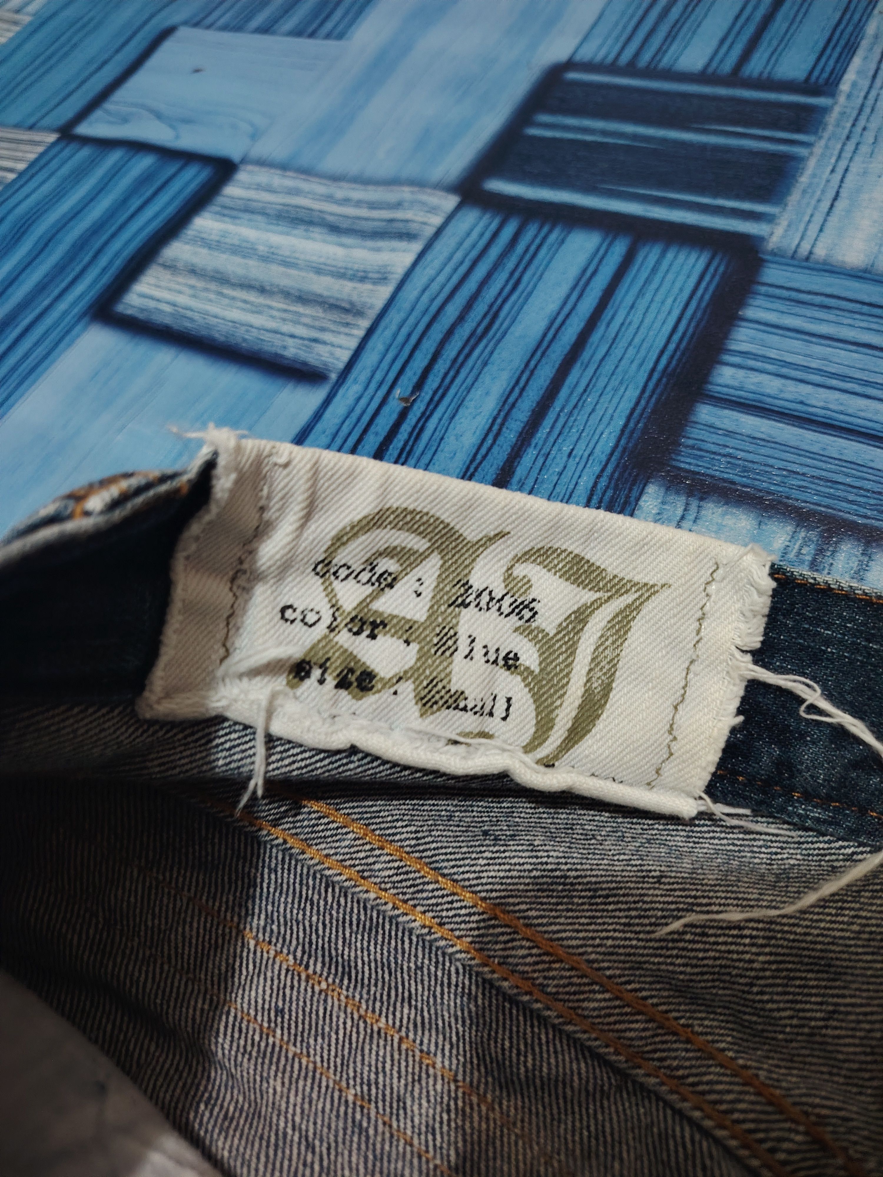 Who Decides War Japanese Antful Jeans Distressed Clawmark Flared Jeans Size US 29 - 9 Thumbnail