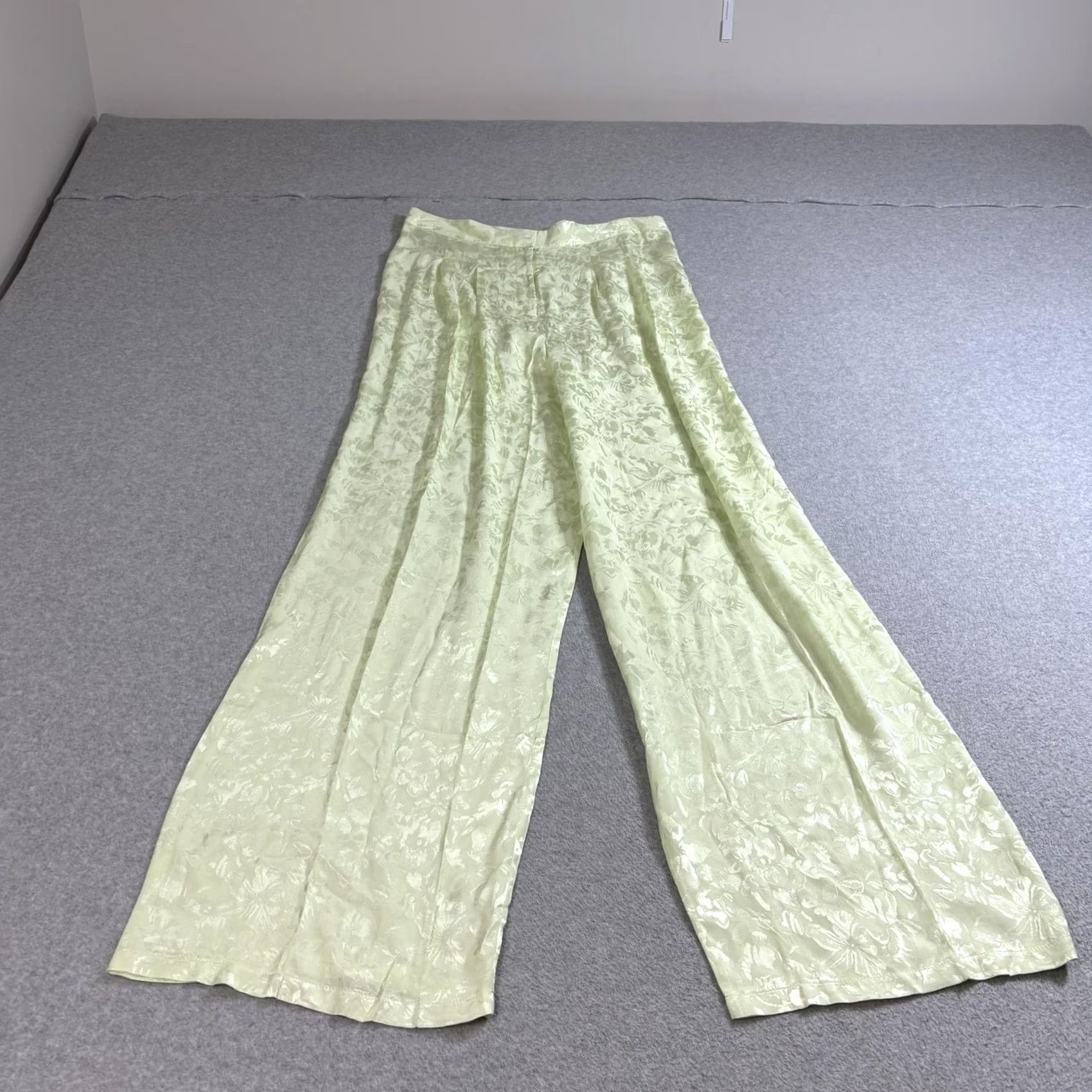 Asos ASOS Women 44 Tall Green Wide-Leg Floral Jacquard Pleat High Rise Pants Dress Pants Bohemian Festival Y2K Mens Womens Girls Size 30" / US 8 / IT 44 - 2 Thumbnail