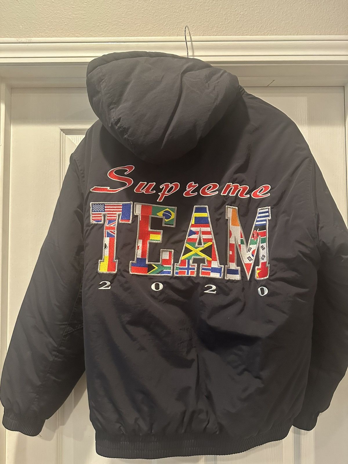 Supreme 2020 Supreme Team Hooded Puffy Jacket Size US L / EU 52-54 / 3 - 8 Thumbnail