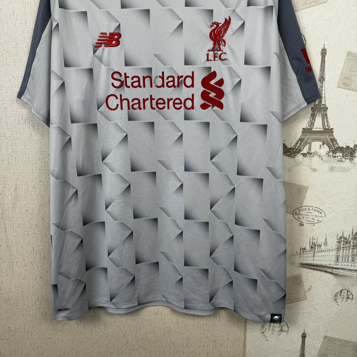 New Balance New Balance Liverpool Jersey 2018/19 Thrid Kit Football 2XL Size US XXL / EU 58 / 5 - 10 Thumbnail