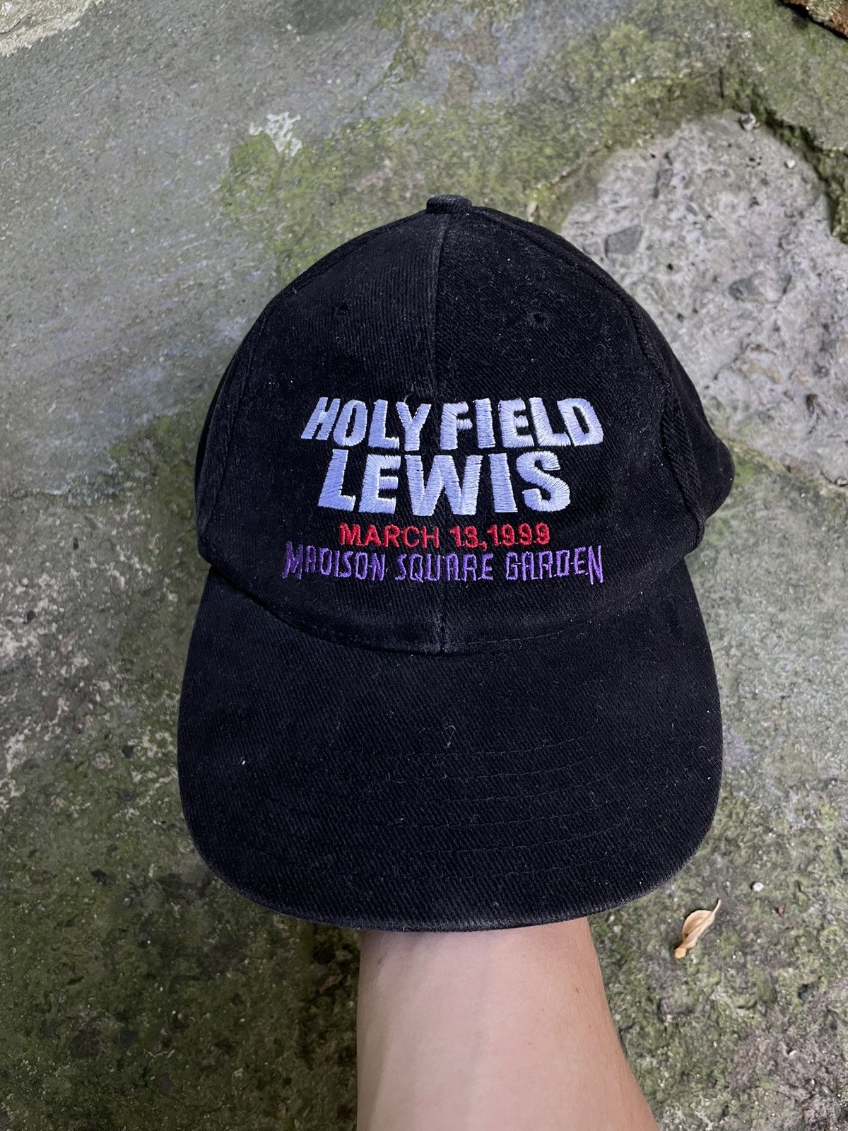 Vintage Vintage 1999 Holyfield Lewis Cap Madison Square 90’s RARE Size ONE SIZE - 1 Thumbnail