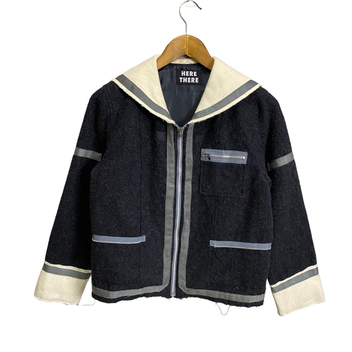 HERE THERE WOOL CROPPED ZIPPER JACKET