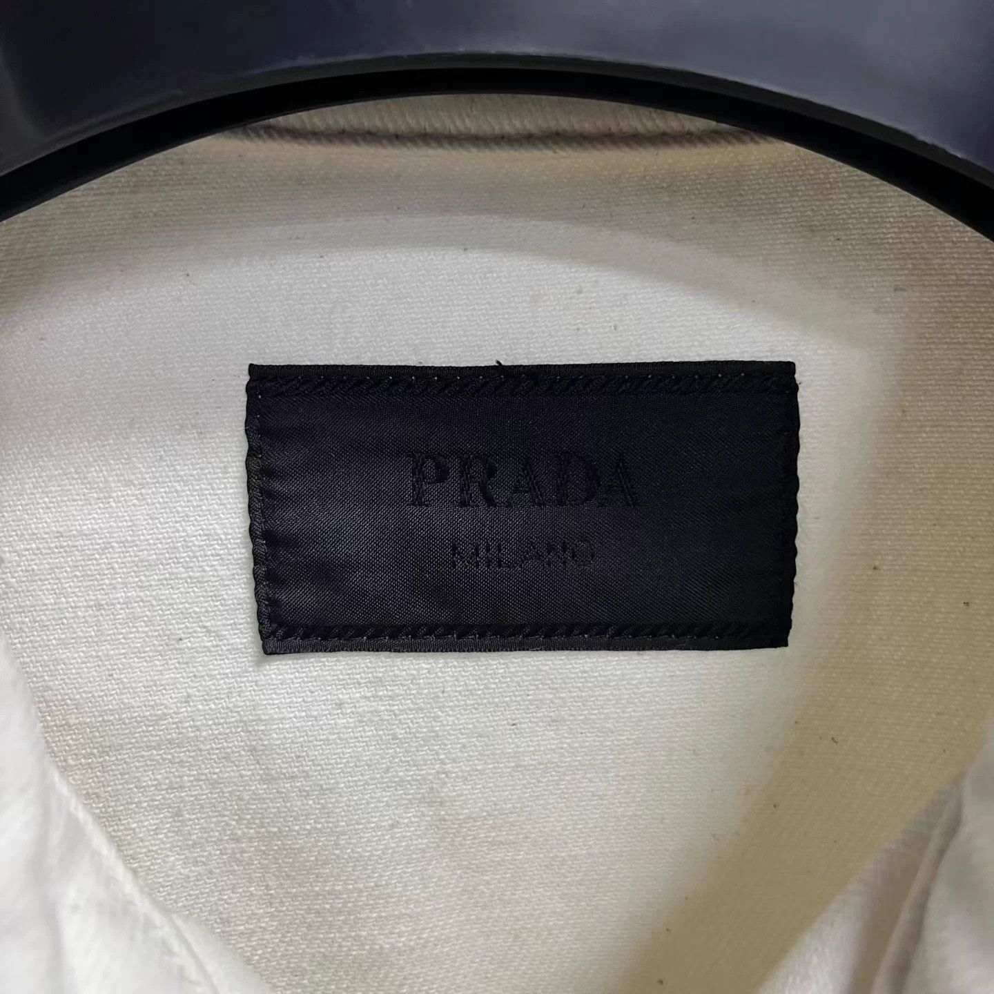 Prada Prada Ivory Solid Logo Long-Sleeve Shirt L Size US L / EU 52-54 / 3 - 4 Thumbnail