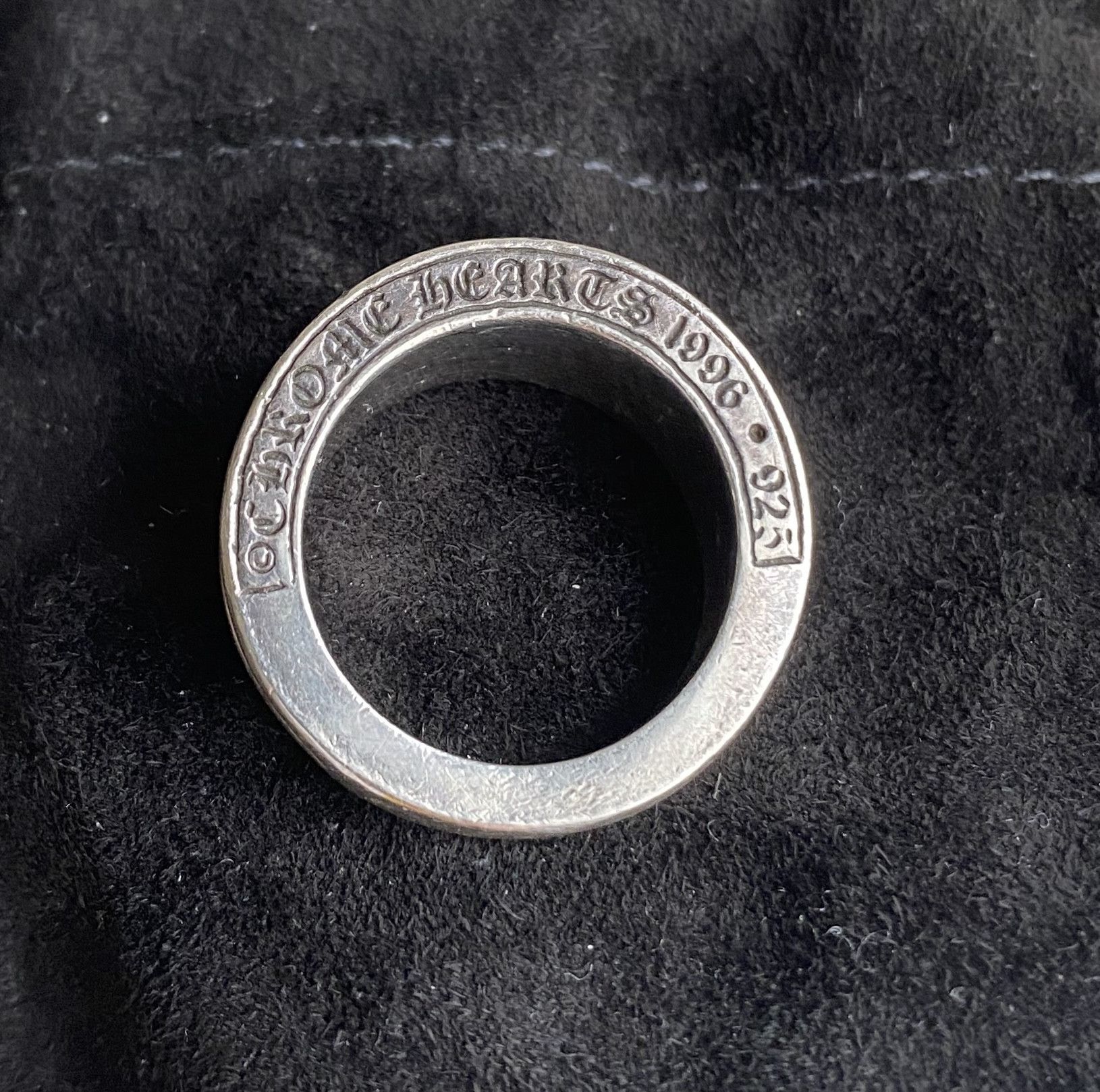 Chrome Hearts Chrome Hearts Ring Narrow V Band Ring with Black Diamonds Size ONE SIZE - 9 Thumbnail