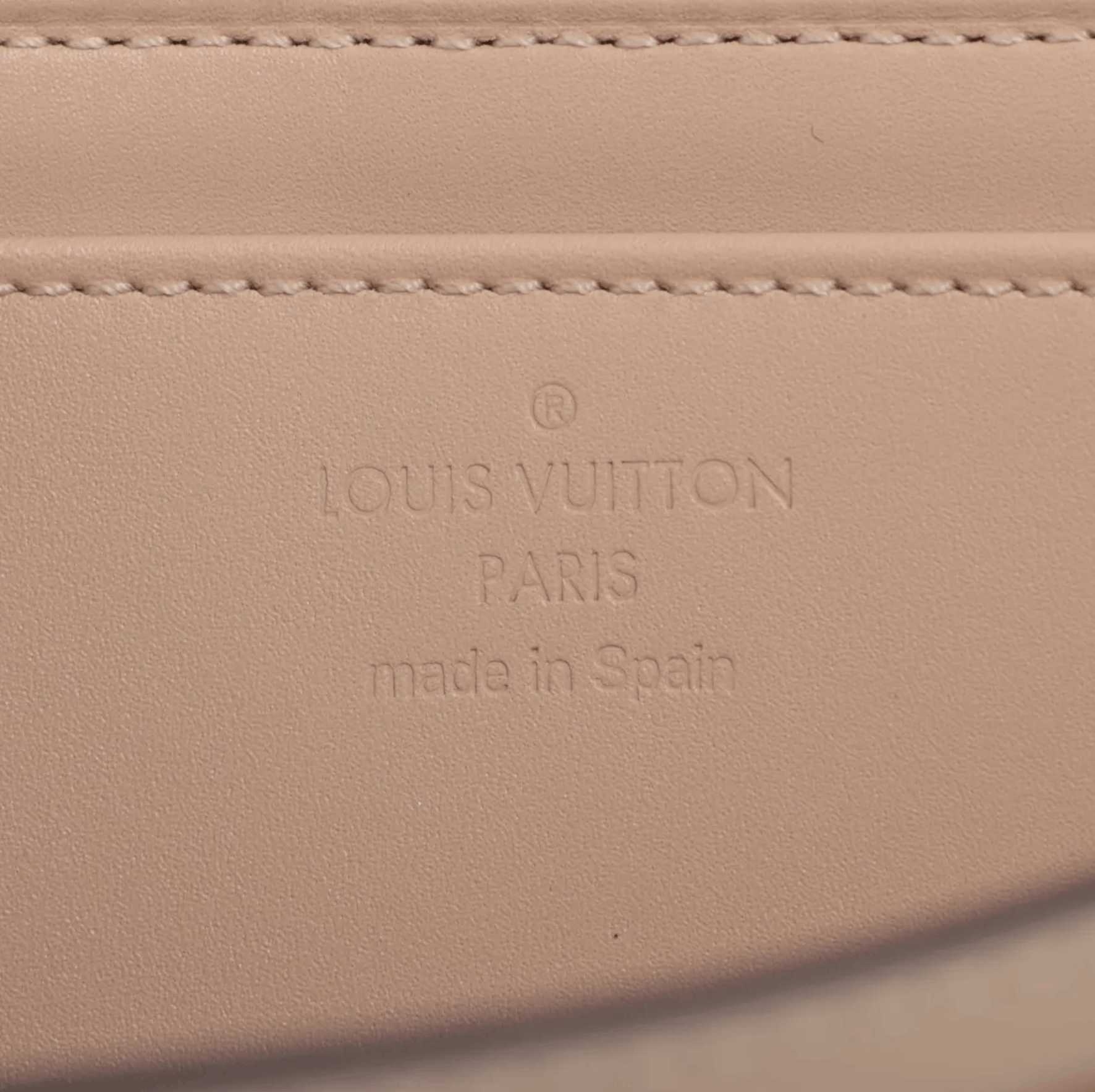 Louis Vuitton Louis Vuitton Vernis Portefeuille Louise Wallet Dune Size ONE SIZE - 10 Thumbnail