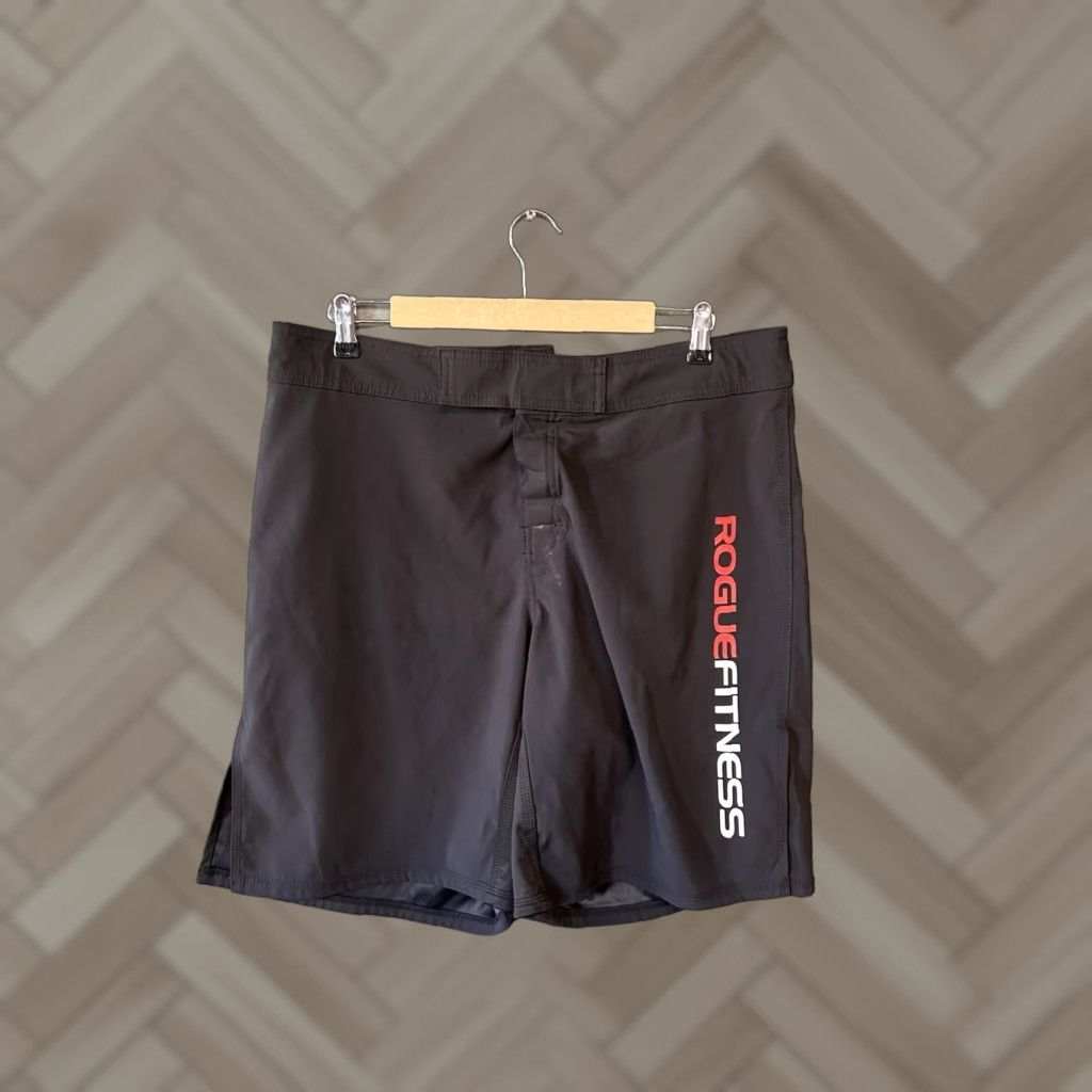 Vintage Rogue Fitness Board Shorts Mens Black 36 Regular Bottom Swim Bottom Style 36 Mens Black Rogue Fitness Size US 36 / EU 52 - 1 Thumbnail