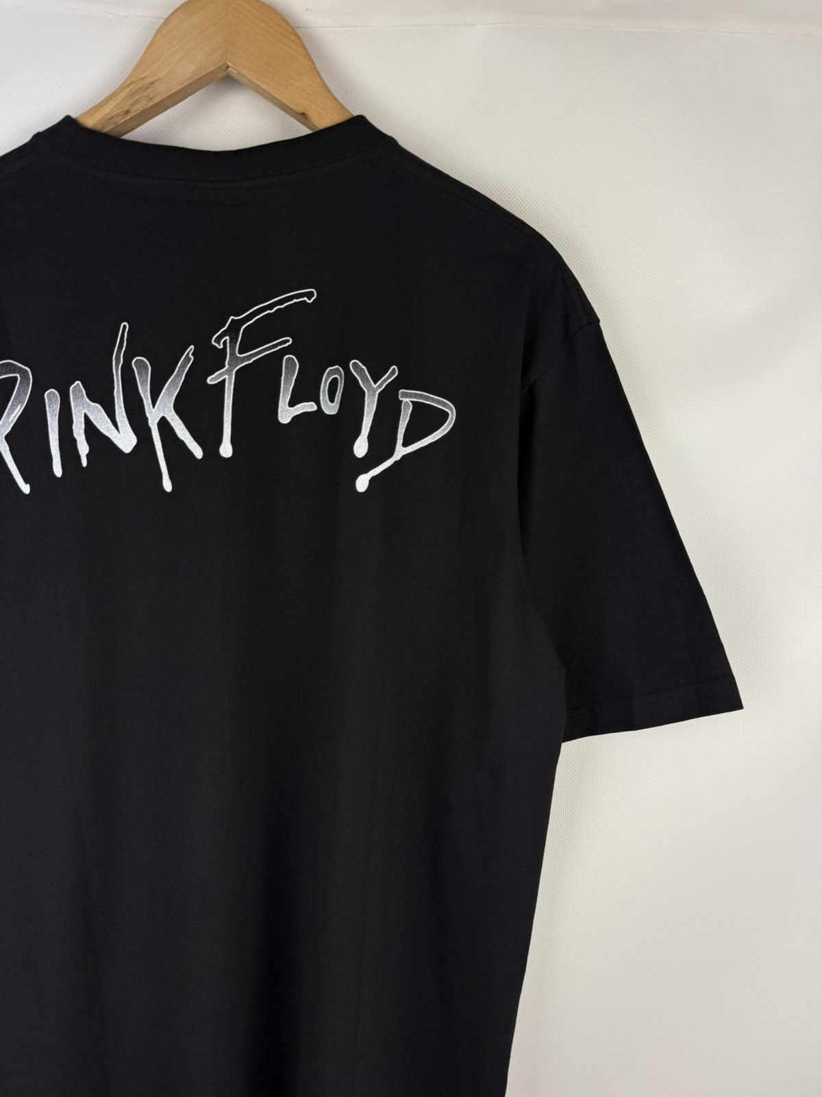 Band Tees Pink Floyd Dark Side Of The Moon Men’s Band T Shirt Size 2XL Size US XXL / EU 58 / 5 - 15 Thumbnail