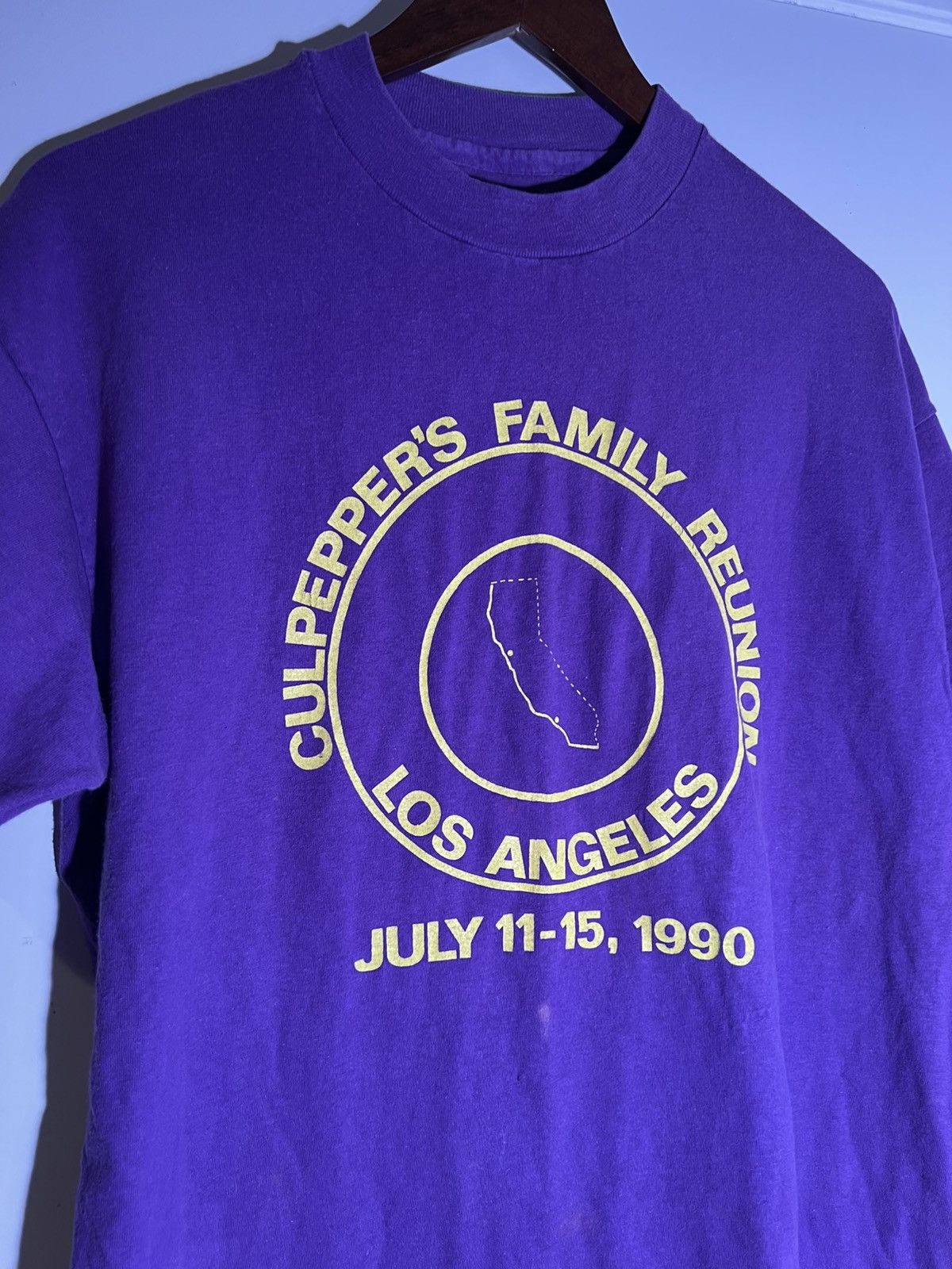 Vintage 90's VTG Vintage Pepper Family Tree Retro Obscure Indie Tee Size US L / EU 52-54 / 3 - 6 Thumbnail