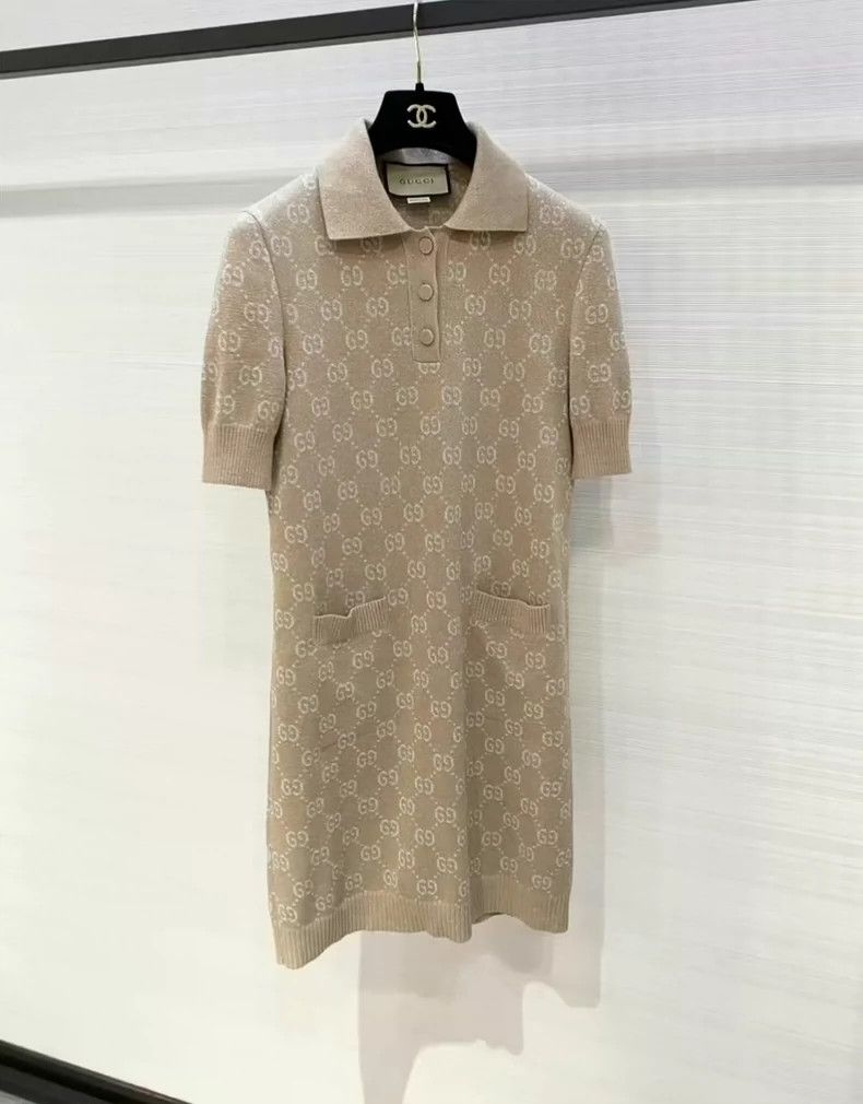 Gucci GucciFull logo knitted dress 2503-Nextarrow Size S / US 4 / IT 40 - 1 Thumbnail