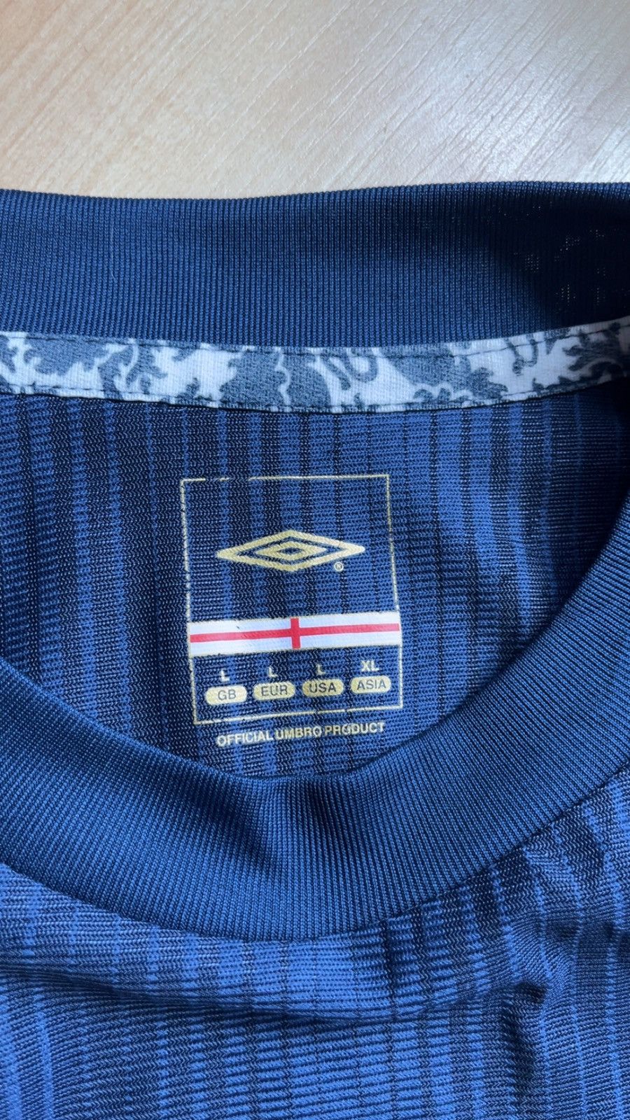 Umbro England 2006 Training Kit Size US L / EU 52-54 / 3 - 2 Thumbnail