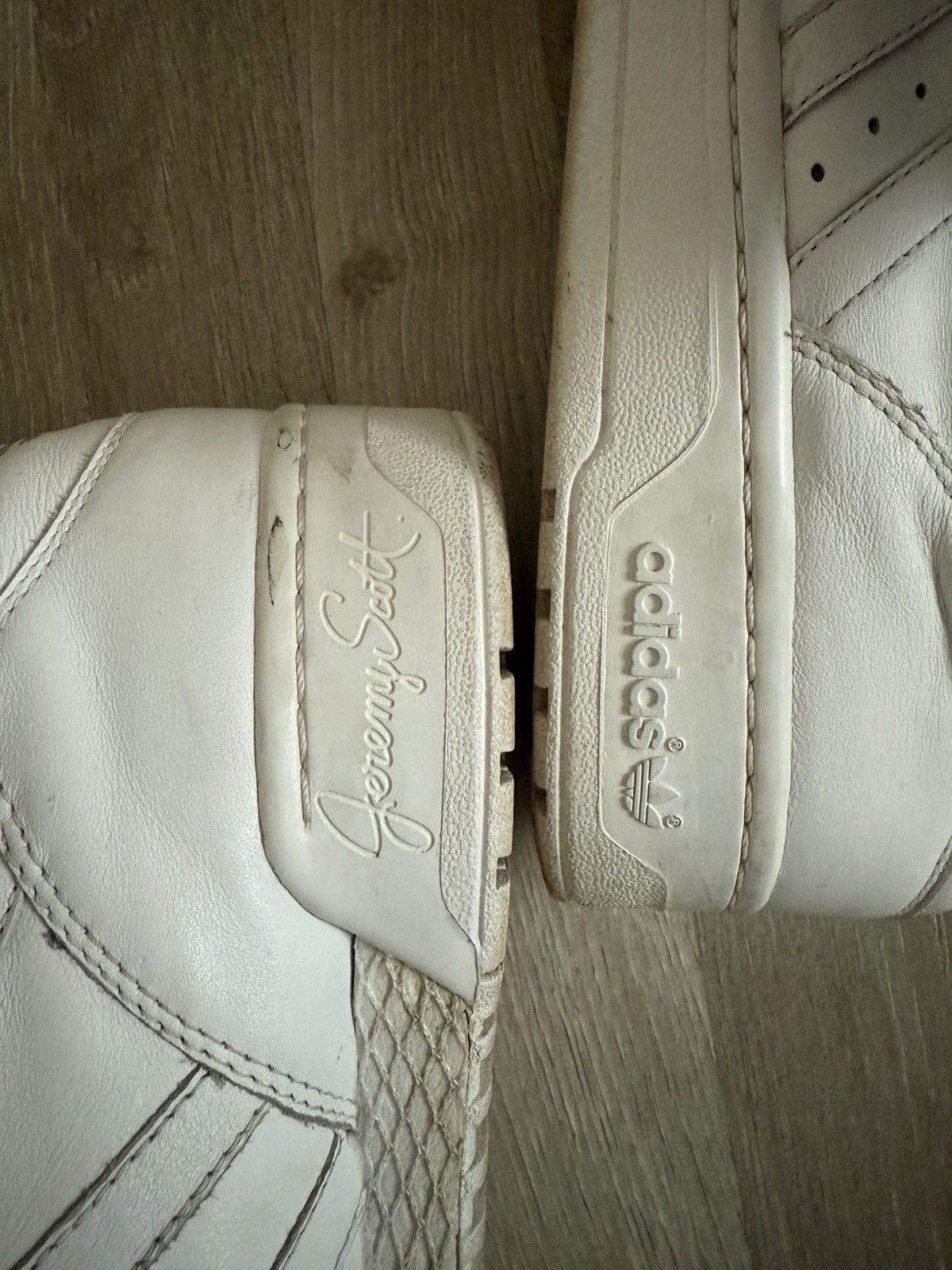 Adidas × Jeremy Scott JS 1.0 triple white Size US 10 / EU 43 - 4 Thumbnail