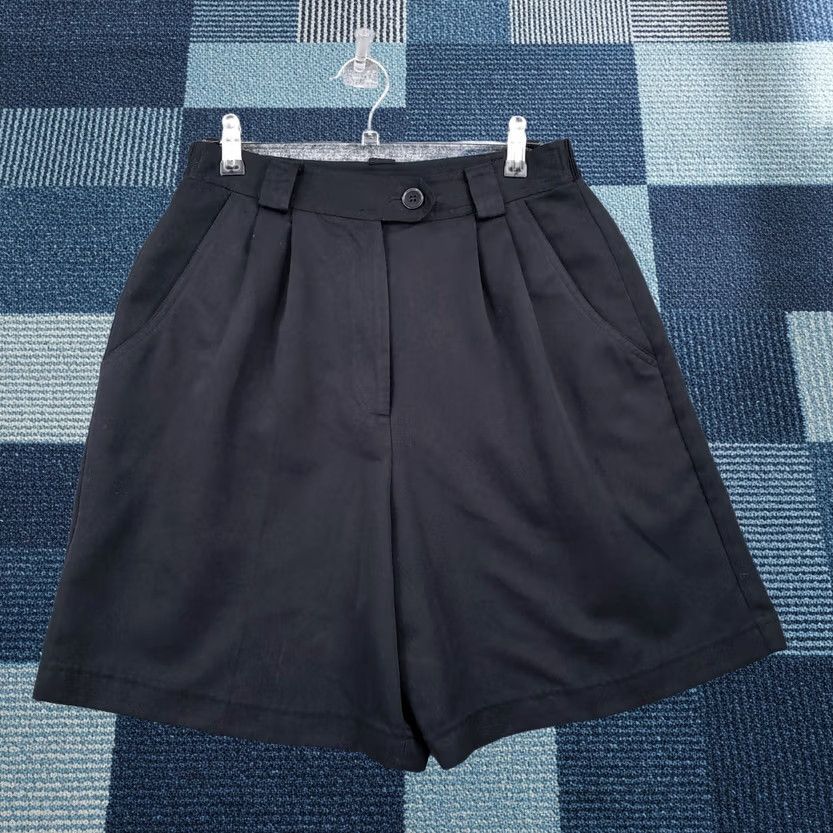 Vintage VINTAGE Lily's Of Beverly Hills Shorts Women 8 Black Mom High Rise Pleated Zip Fly Dark Size 30" / US 8 / IT 44 - 1 Thumbnail