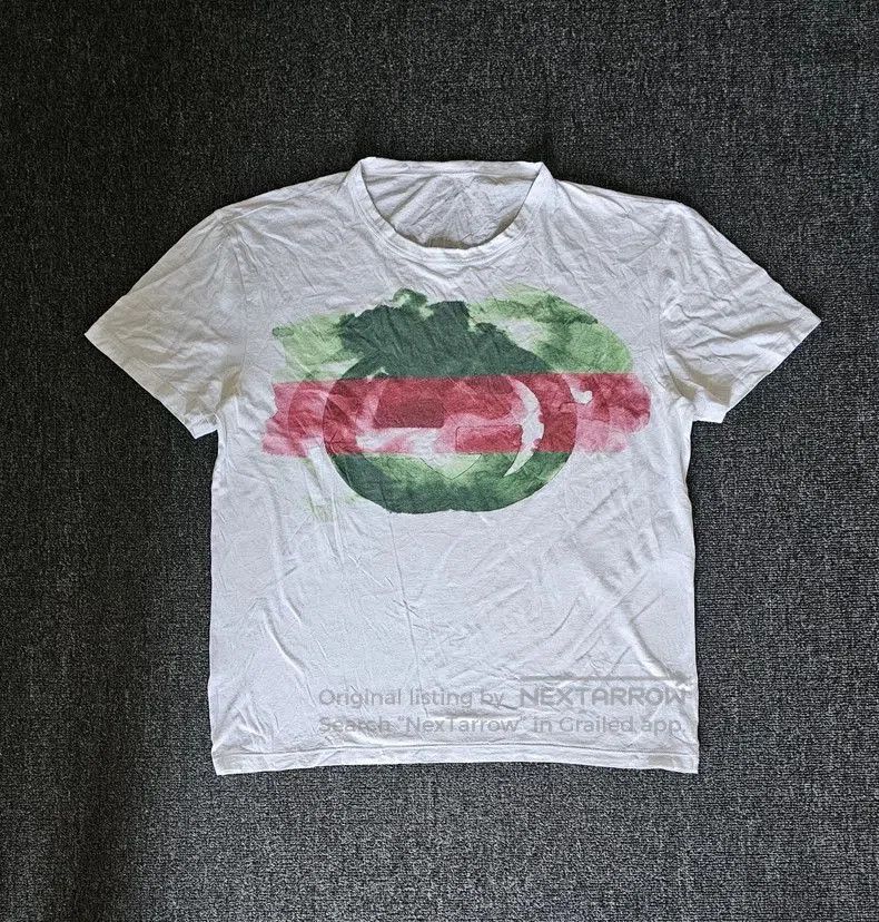 Gucci Gucci Short Sleeve Graphic T. Size US L / EU 52-54 / 3 - 1 Thumbnail