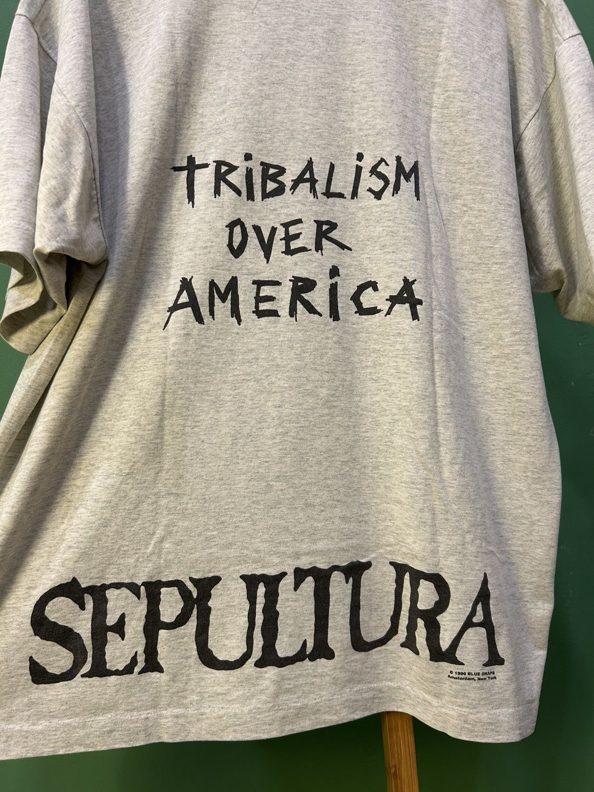 Band Tees Sepultura Roots Tribalism Over America 1996 Vintage Size US XL / EU 56 / 4 - 4 Thumbnail