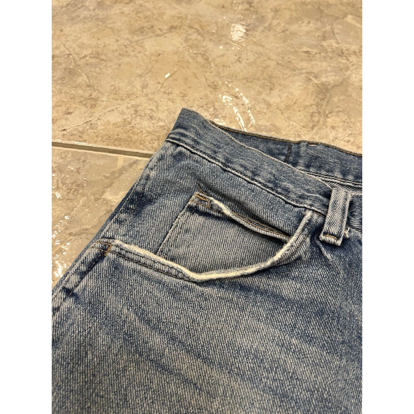 Wrangler VINTAGE Wrangler Blue 34 Jorts Distressed Denim Shorts 9" Bermuda Mens 34x9 5-Pocket Frayed Size US 34 / EU 50 - 3 Thumbnail