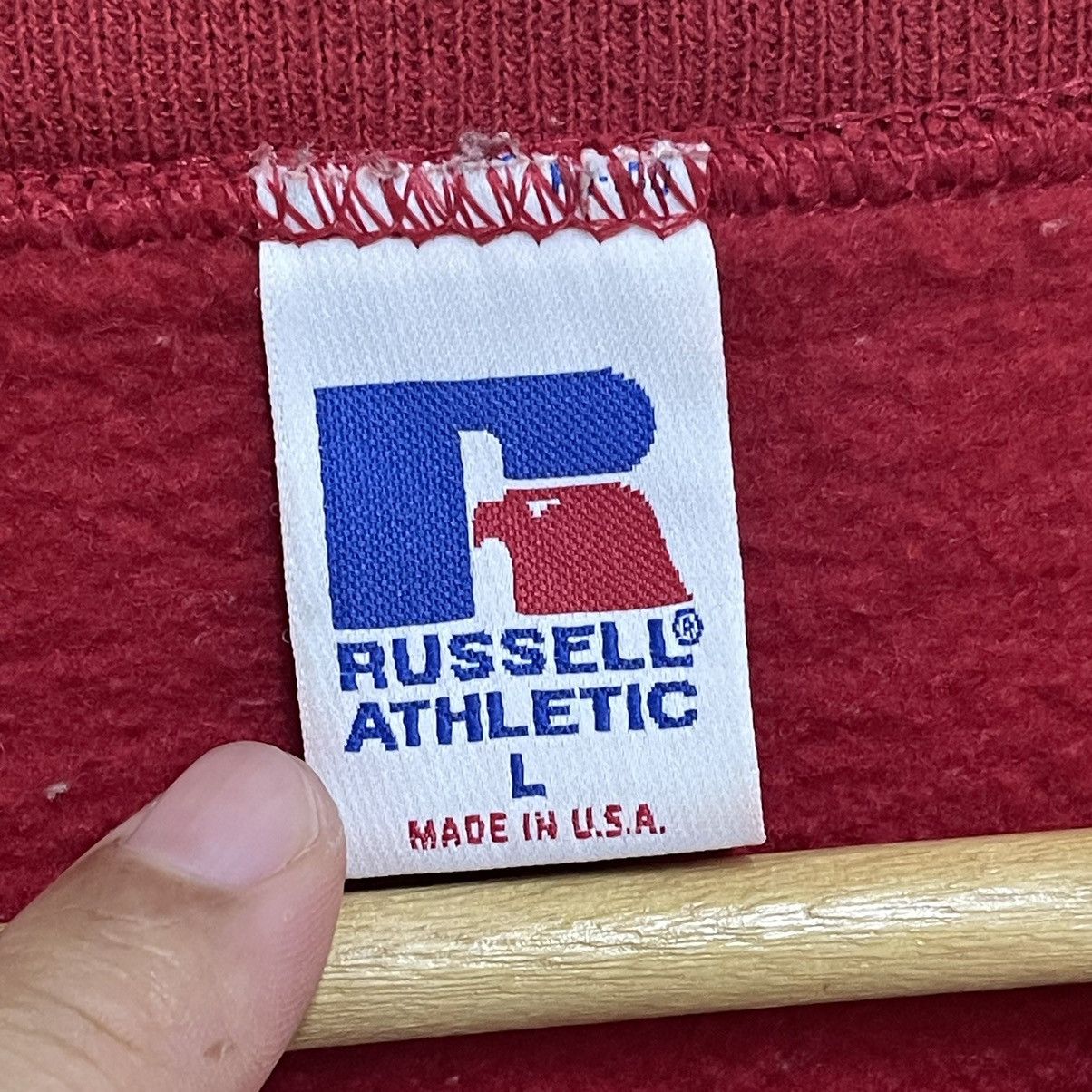 Russell Athletic Vintage 90’s Russell Athletic Crewneck Sweatshirt Size US L / EU 52-54 / 3 - 9 Thumbnail