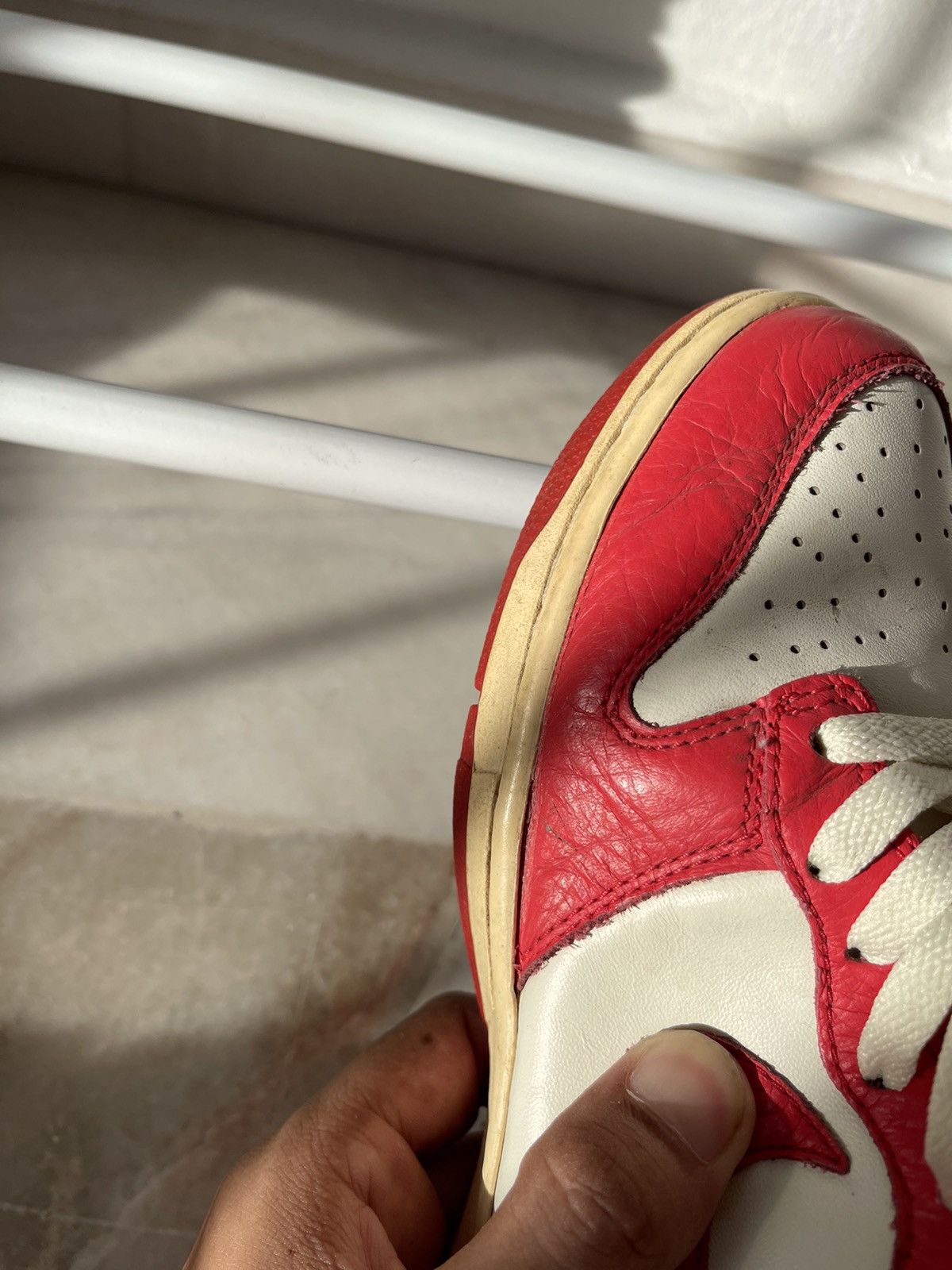 Nike Nike Dunk Red/White Size US 8.5 / EU 41-42 - 9 Thumbnail
