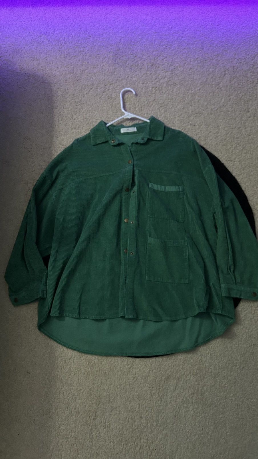 Other Yul green corduroy button-up top Size US M / EU 48-50 / 2 - 1 Thumbnail