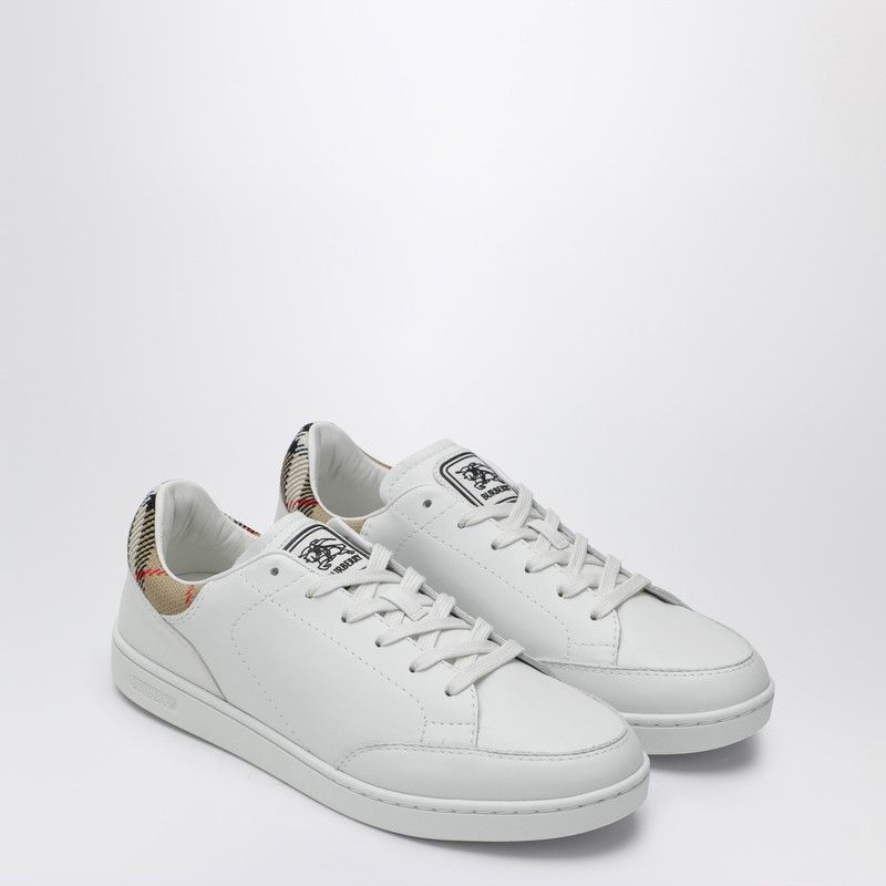 Burberry Set Sneakers In White Leather And Check