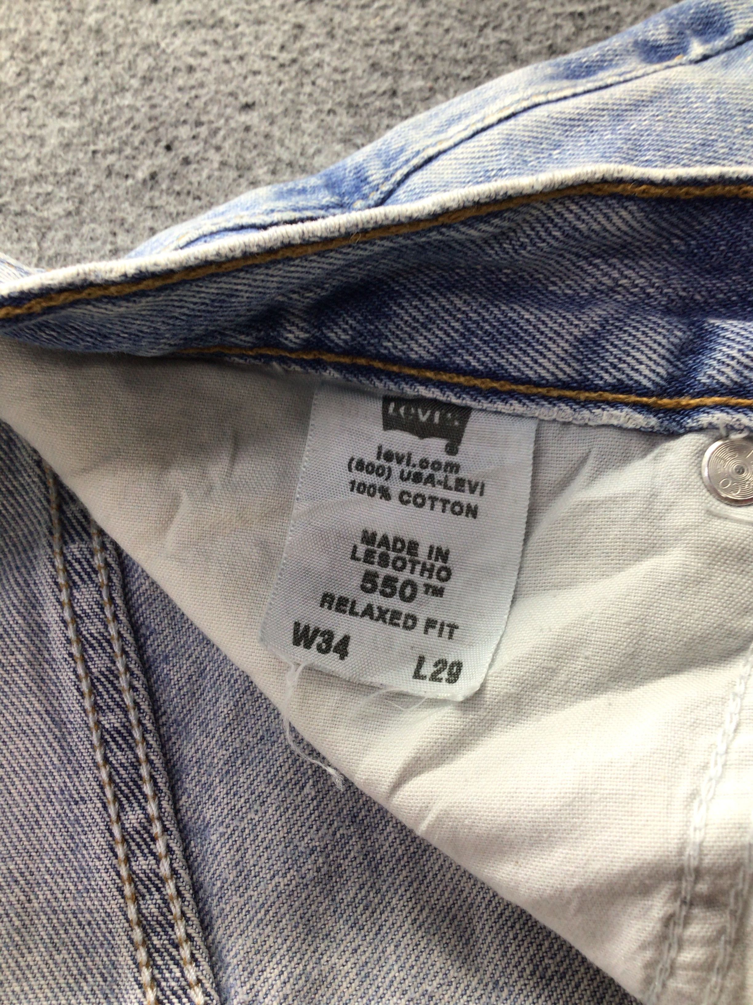 Levi's Vintage Levis 550 Jeans Medium Wash Denim KJ218 Size US 34 / EU 50 - 10 Thumbnail