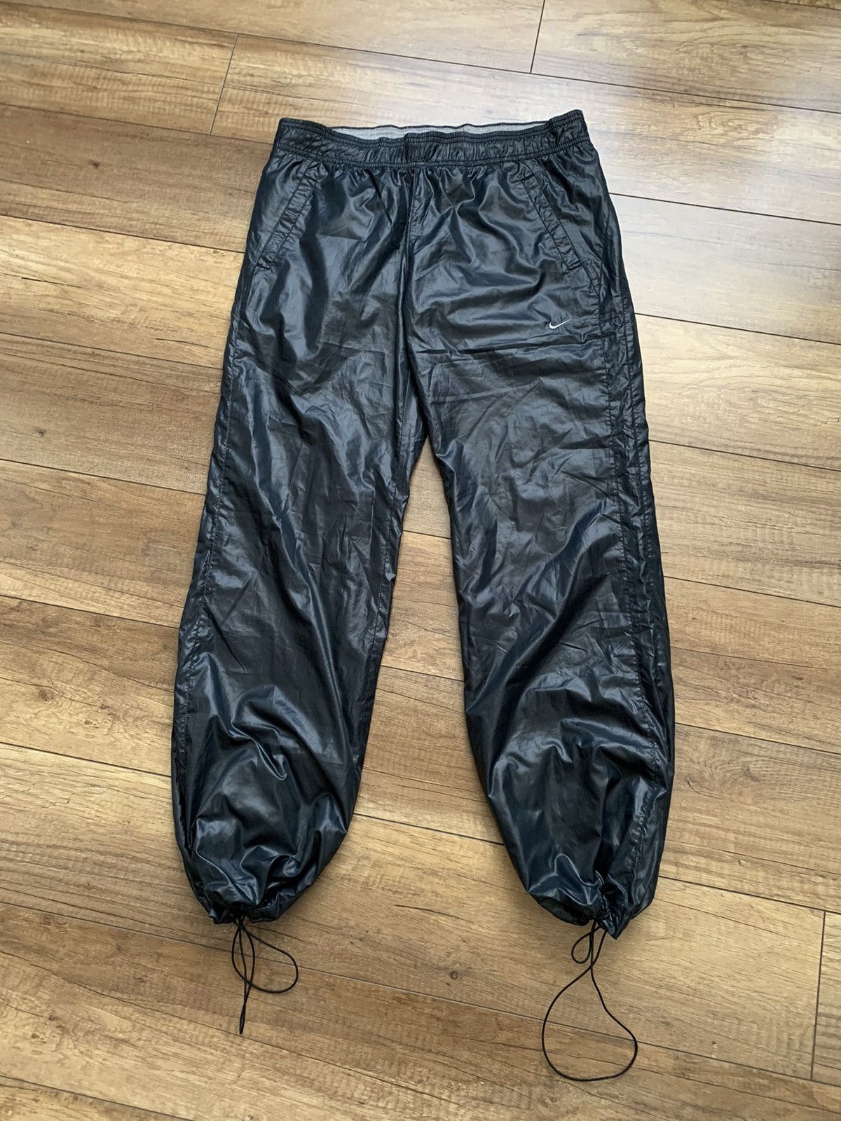Nike Nylon Track Pants Vintage Y2K Logo Swoosh