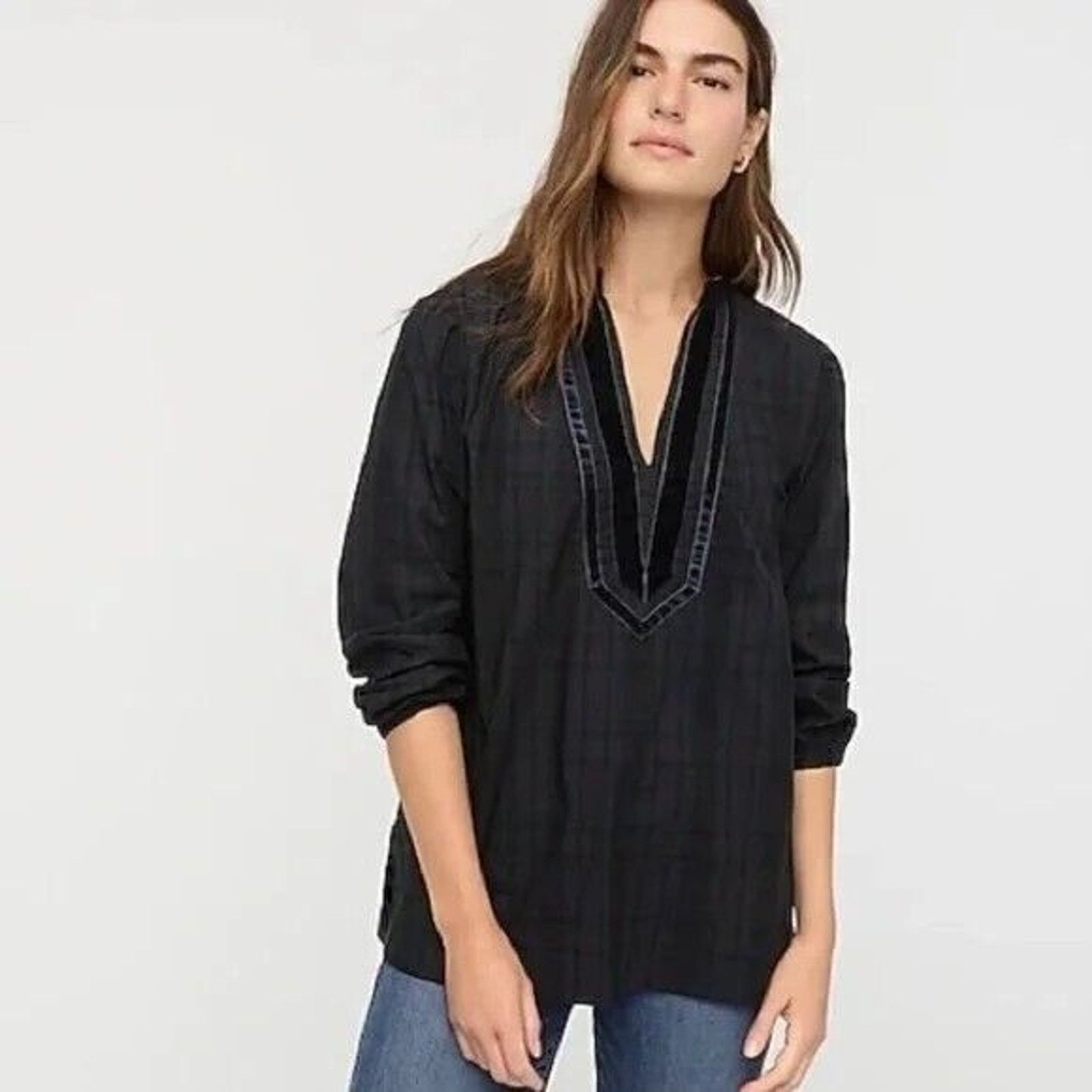 J.Crew J.Crew Black Label Plaid Velvet V-Neck Shirt Medium Size M / US 6-8 / IT 42-44 - 1 Thumbnail