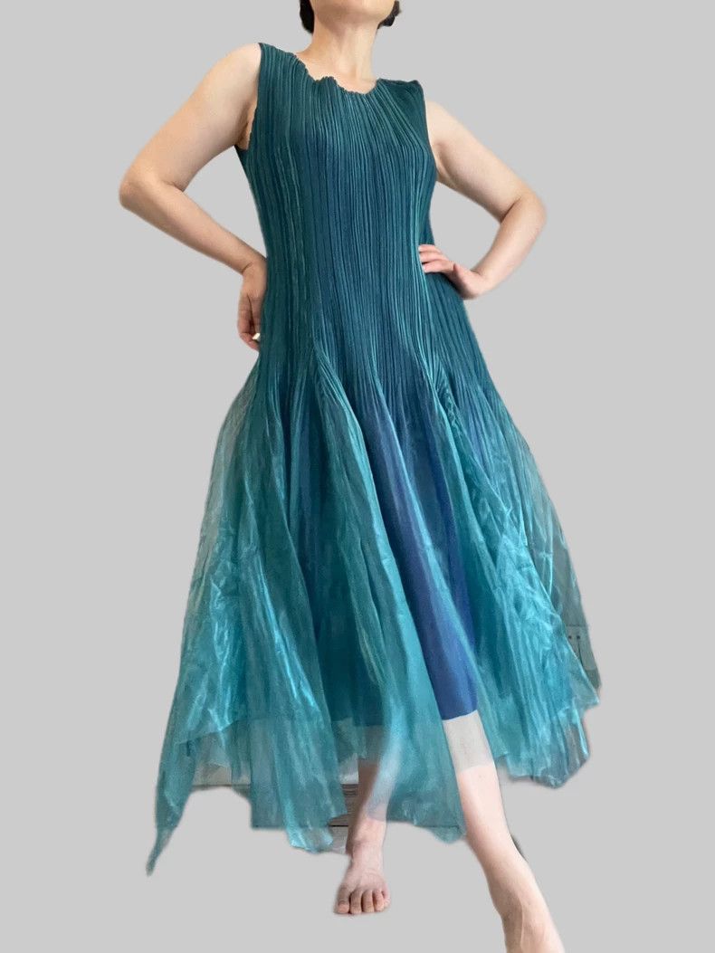 Issey Miyake Issey Miyake size:3 Lake blue tulle dress Size S / US 4 / IT 40 - 6 Thumbnail