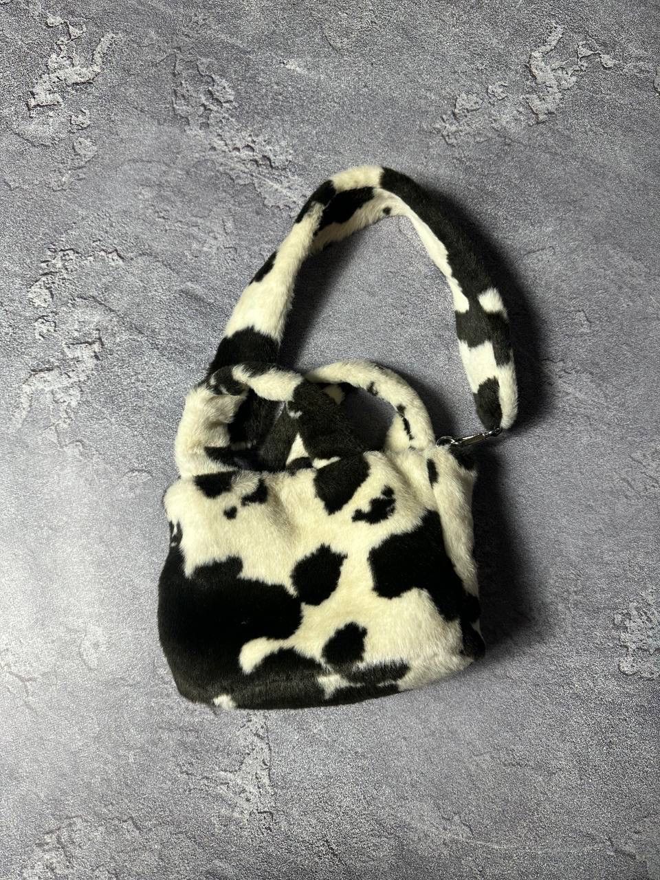Hysteric Glamour × Japanese Brand × Le Grande Bleu (L.G.B.) 🐮FAUX FUR COW FLUFFY BAG Size ONE SIZE - 1 Thumbnail
