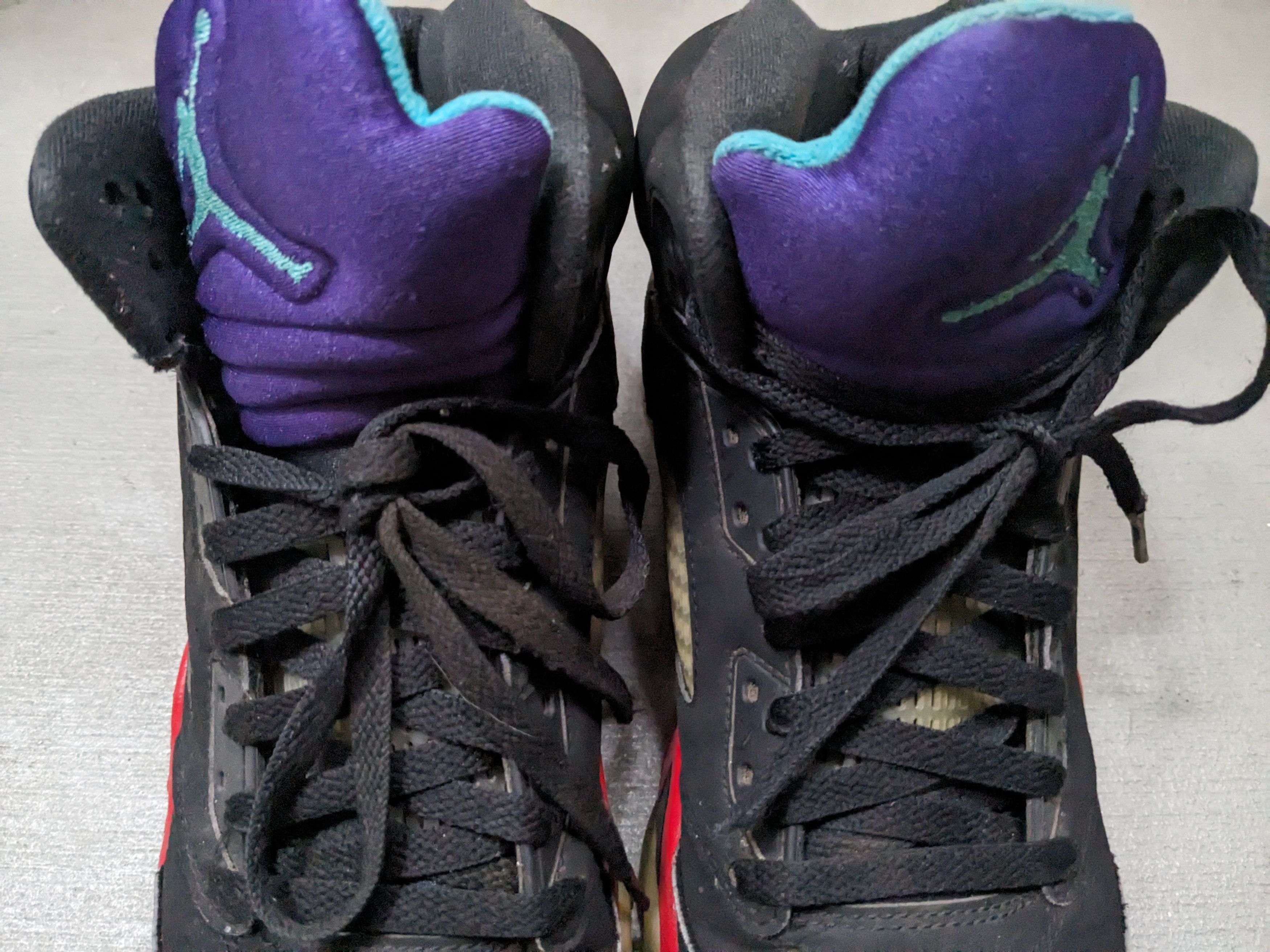 Jordan Brand Nike Air Jordan 5 Retro Top 3 Size 10 Black CZ1786-001 Size US 10 / EU 43 - 5 Thumbnail
