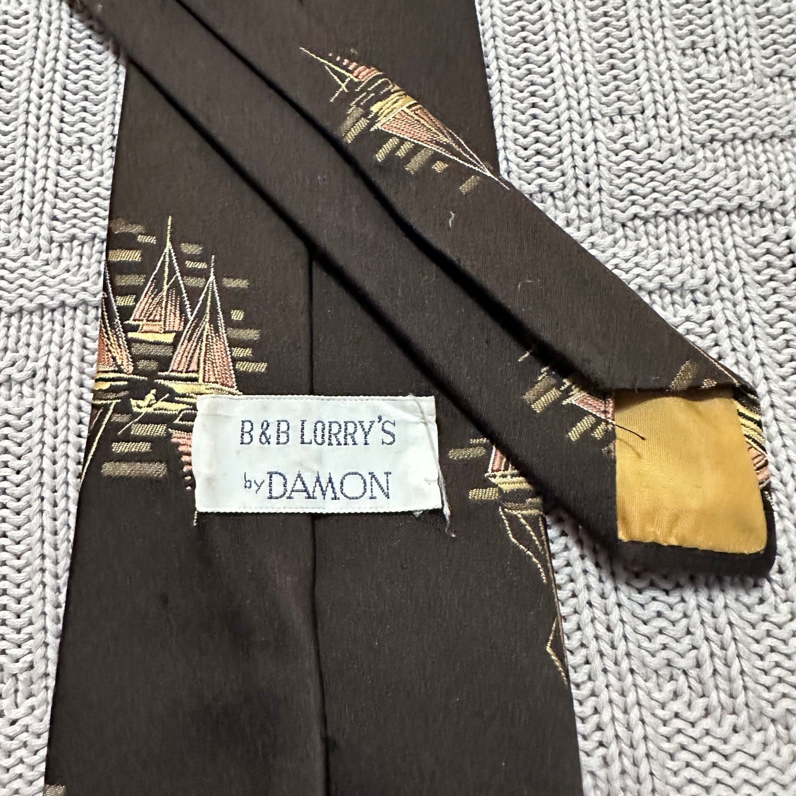 Vintage Vintage 1970 B&B Lorry's brown ship print tie Size ONE SIZE - 3 Thumbnail