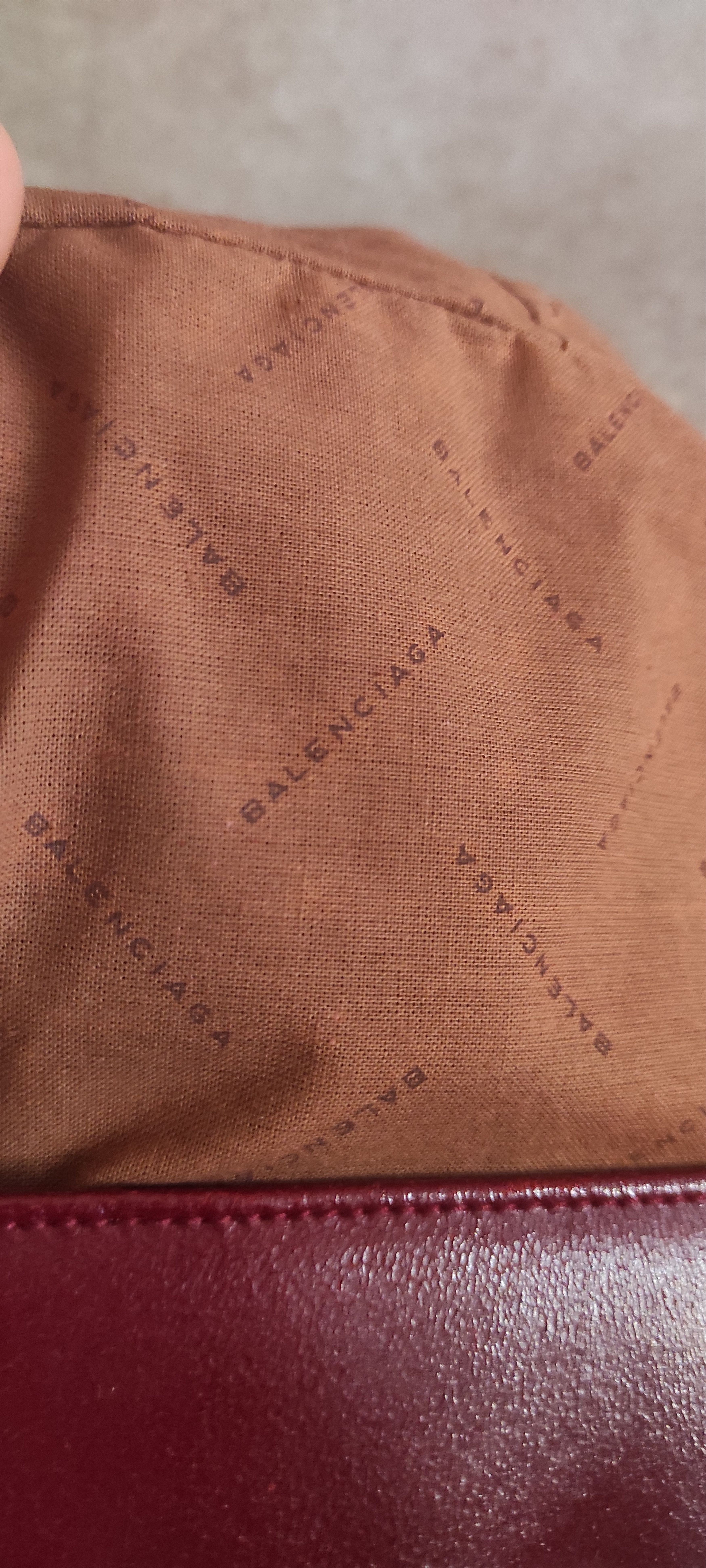 Balenciaga × Genuine Leather × Vintage Vintage Balenciaga Burgundy Monogram Shoulder Bag. Size ONE SIZE - 17 Thumbnail
