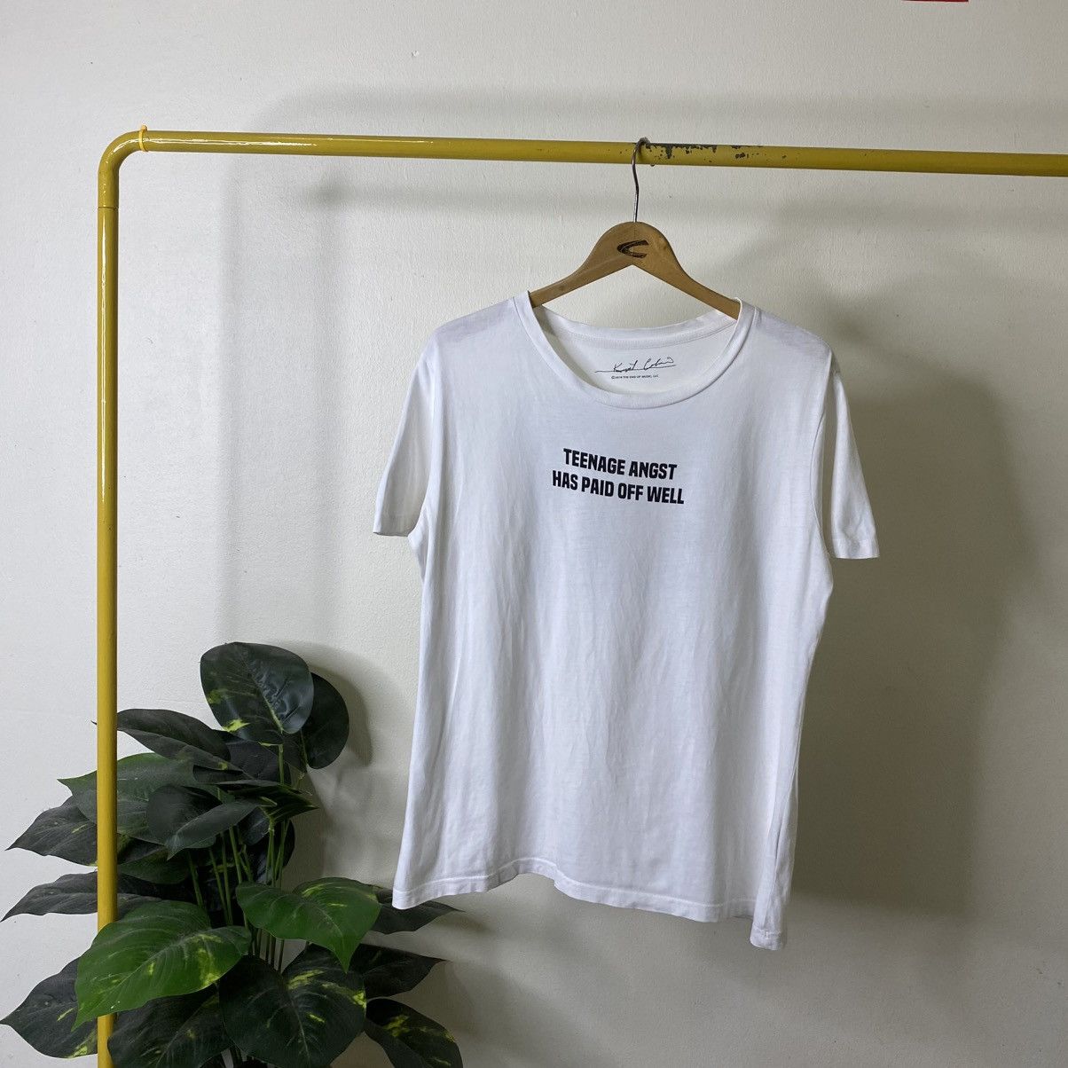 Nirvana GU x Nirvana Kurt Cobain Graphic Collaboration T Shirt Size US L / EU 52-54 / 3 - 6 Thumbnail
