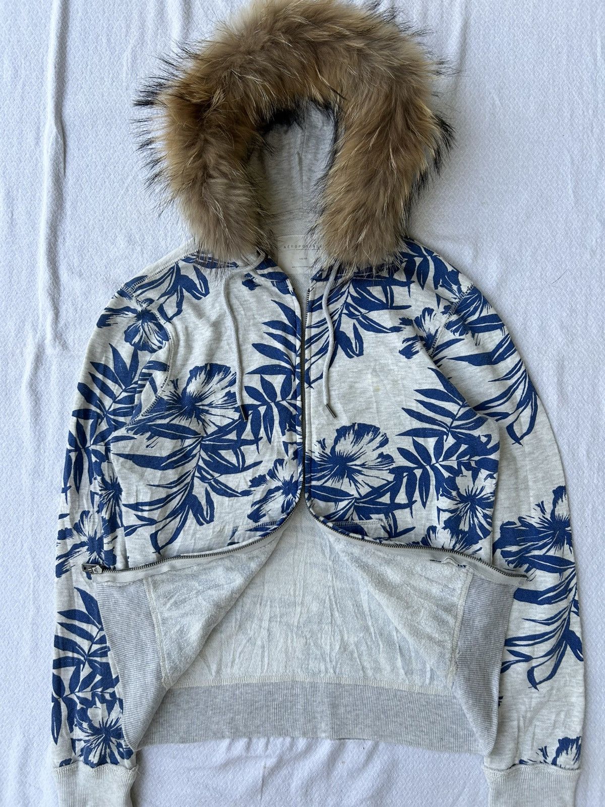 Aeropostale Aeropostale flowers zip style fur hoodie ifsixwasnine lgb Size US M / EU 48-50 / 2 - 3 Thumbnail