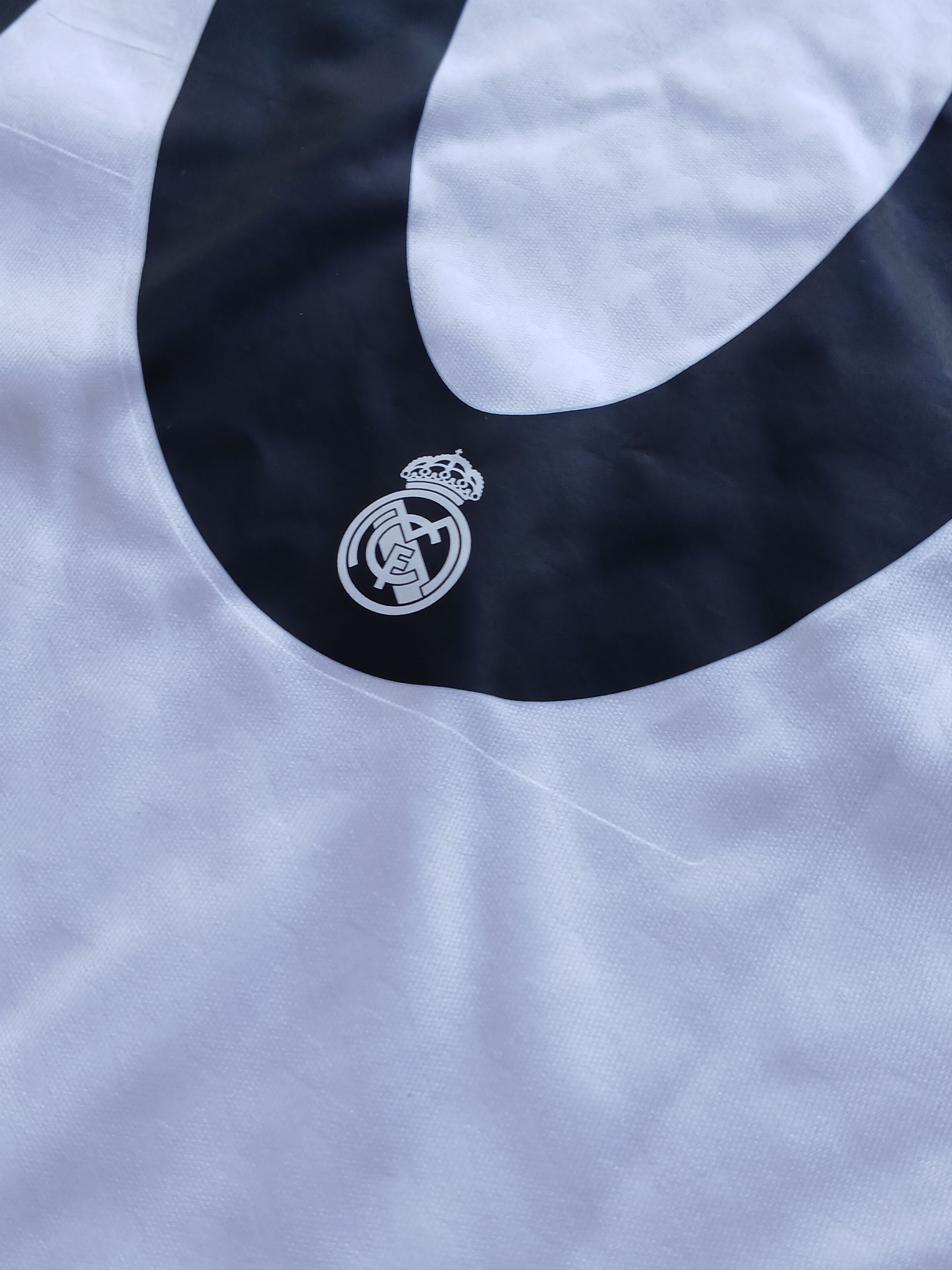 Adidas New KIDS Real Madrid 24/25 Home Football Jersey T-Shirt Size US M / EU 48-50 / 2 - 8 Thumbnail