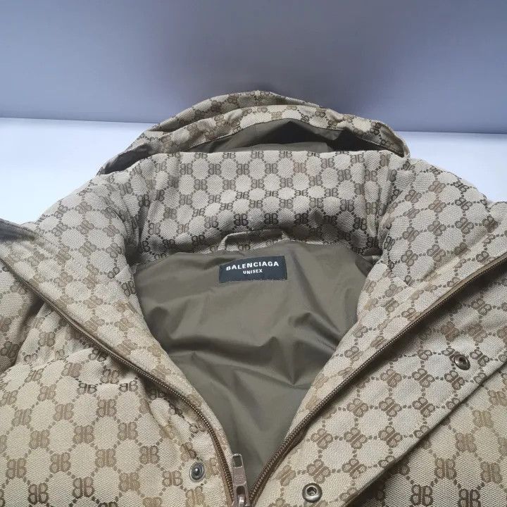 Balenciaga Balenciaga x Gucci Puffer Jacket in Khaki 0079-2507 Size US L / EU 52-54 / 3 - 5 Thumbnail