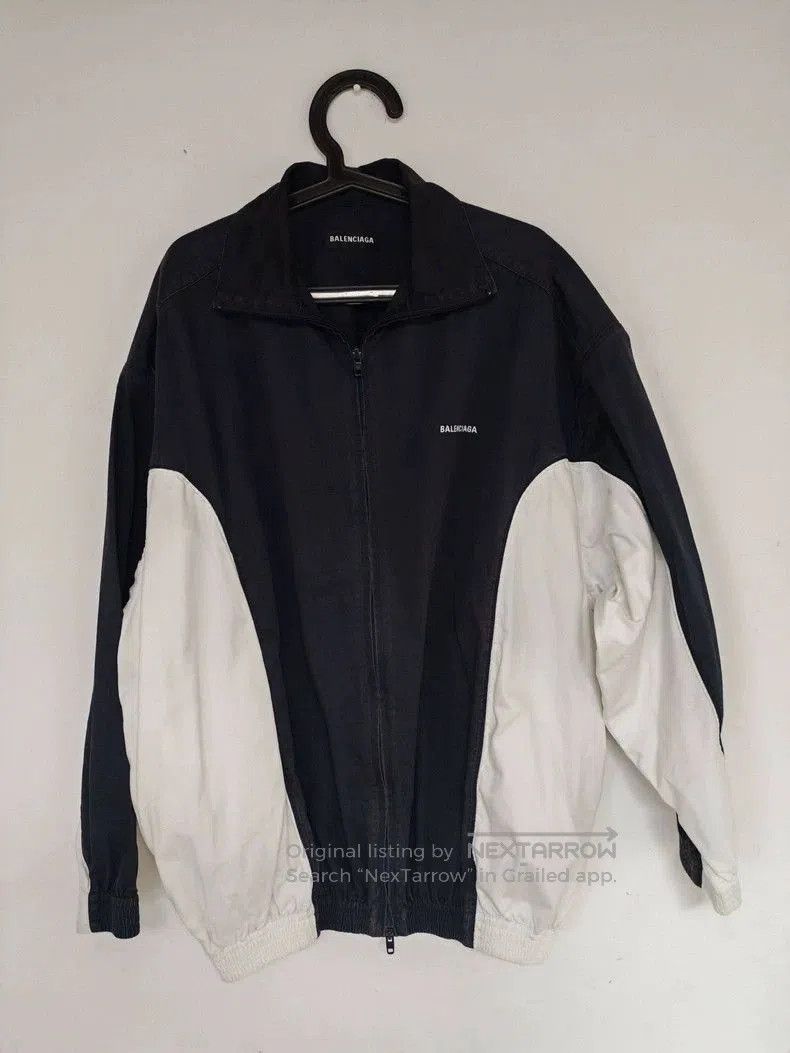 Balenciaga Balenciaga Windbreaker Size 46. Size US S / EU 44-46 / 1 - 4 Thumbnail
