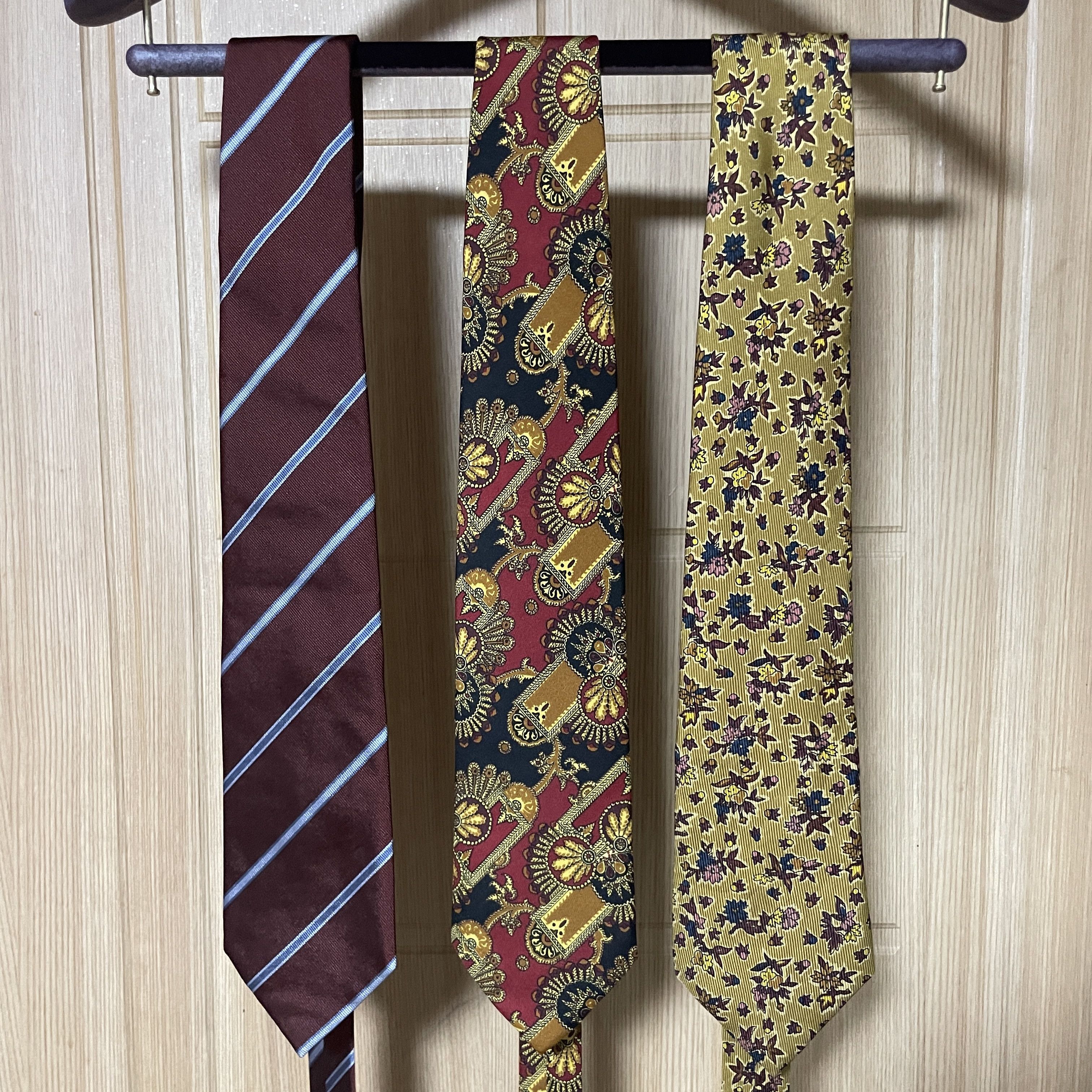 Drake's Drake's Classic Burgundy Regimental Tie Size ONE SIZE - 2 Thumbnail