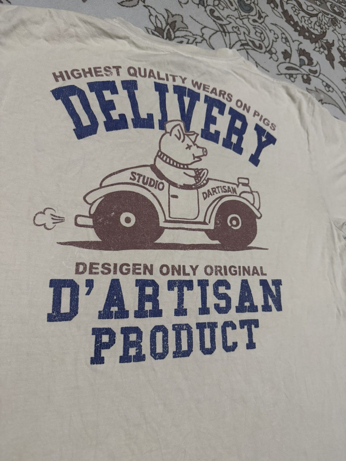 Studio D'Artisan D Artisan Pig Driving Car Printed Minimal Tshirt Size US M / EU 48-50 / 2 - 3 Thumbnail