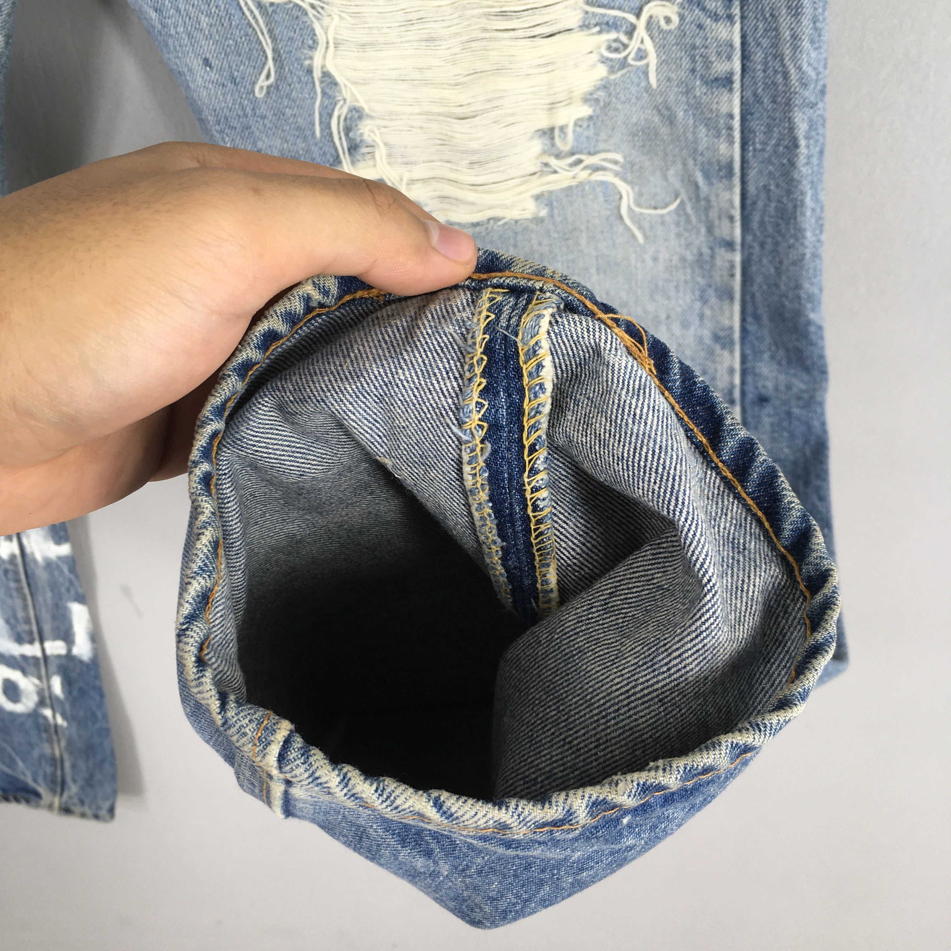 Levi's Size 28x28 Vintage 90s Levi's 501 Faded Blue Jeans S1452 Size US 28 / EU 44 - 5 Thumbnail