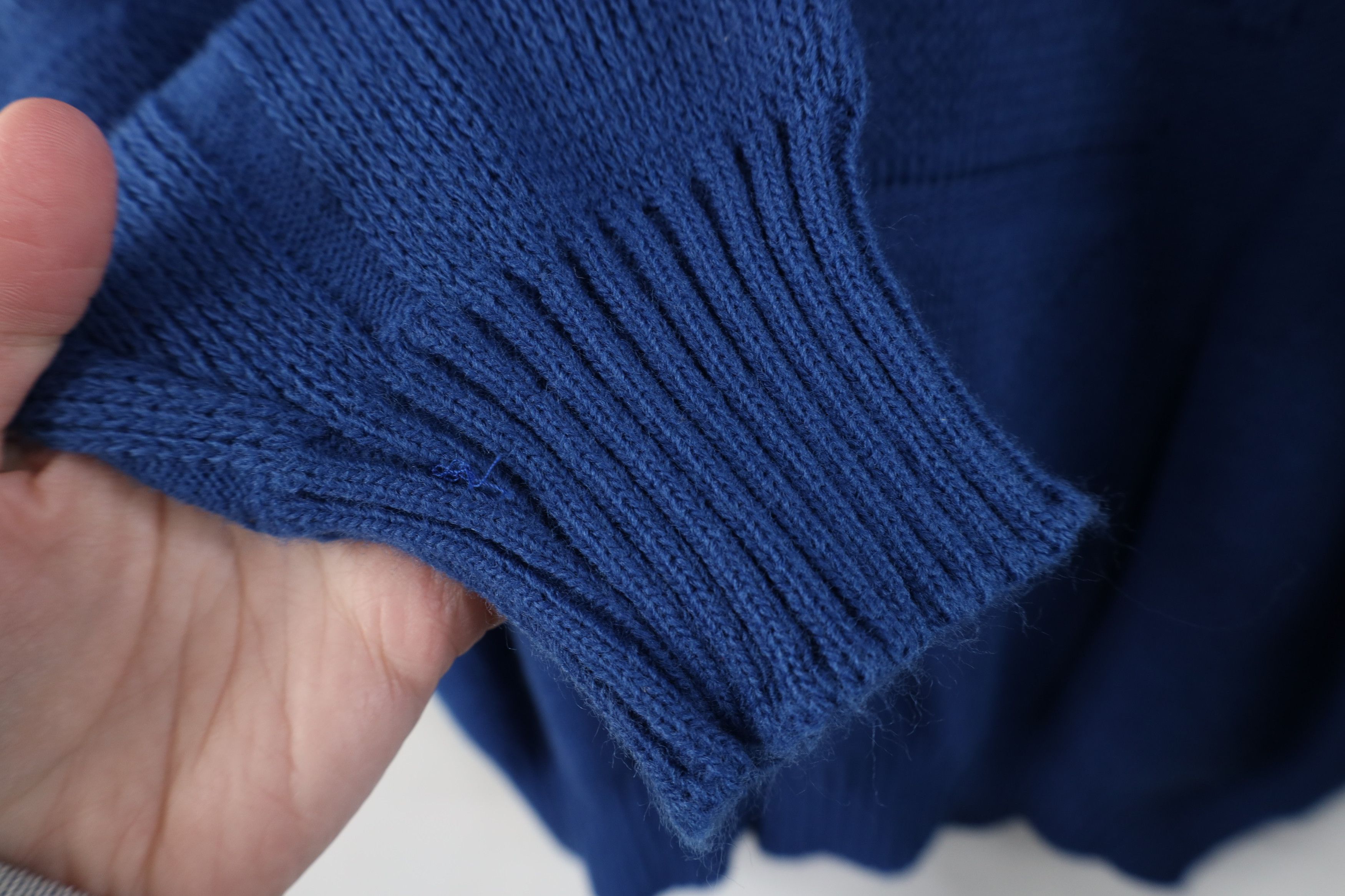 Vintage Vintage 90s Streetwear Ribbed Knit Sweater Blue USA Size US L / EU 52-54 / 3 - 5 Thumbnail