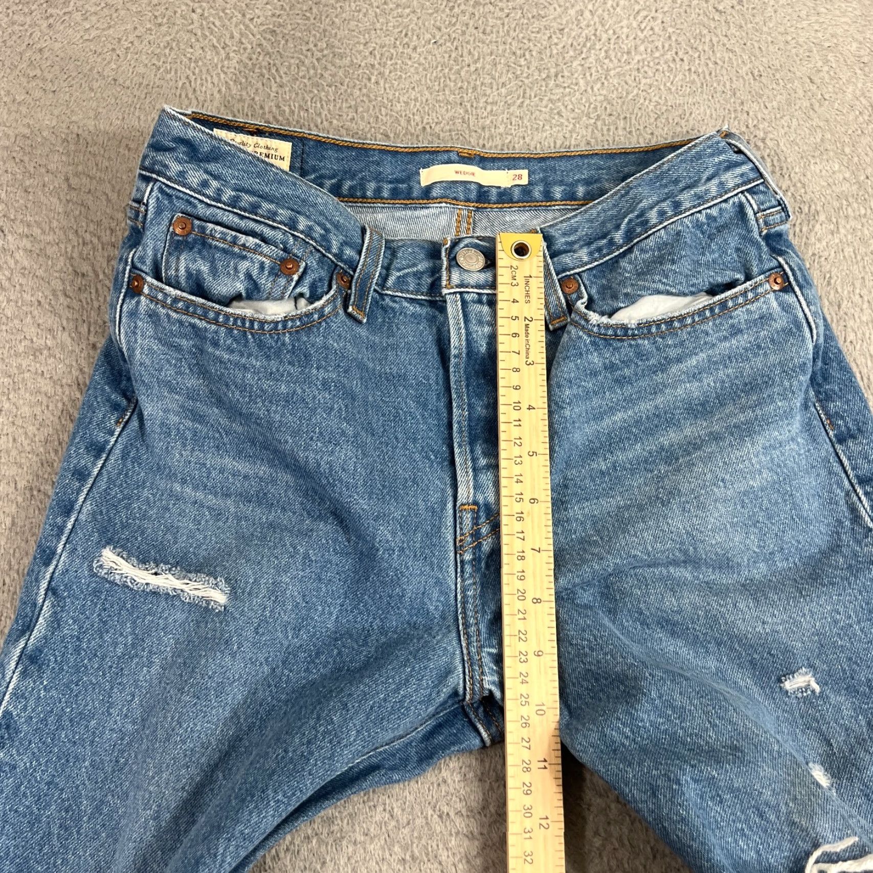 Levi's Levis Premium Wedgie Womens 28 Straight Jeans Medium Wash Denim Size 28" / US 6 / IT 42 - 6 Thumbnail